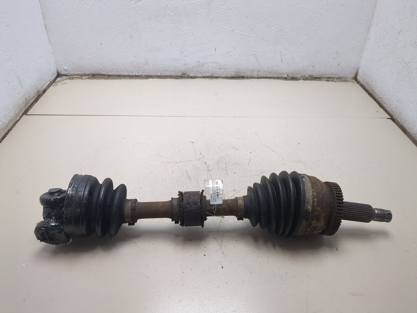 Полуось передняя правая