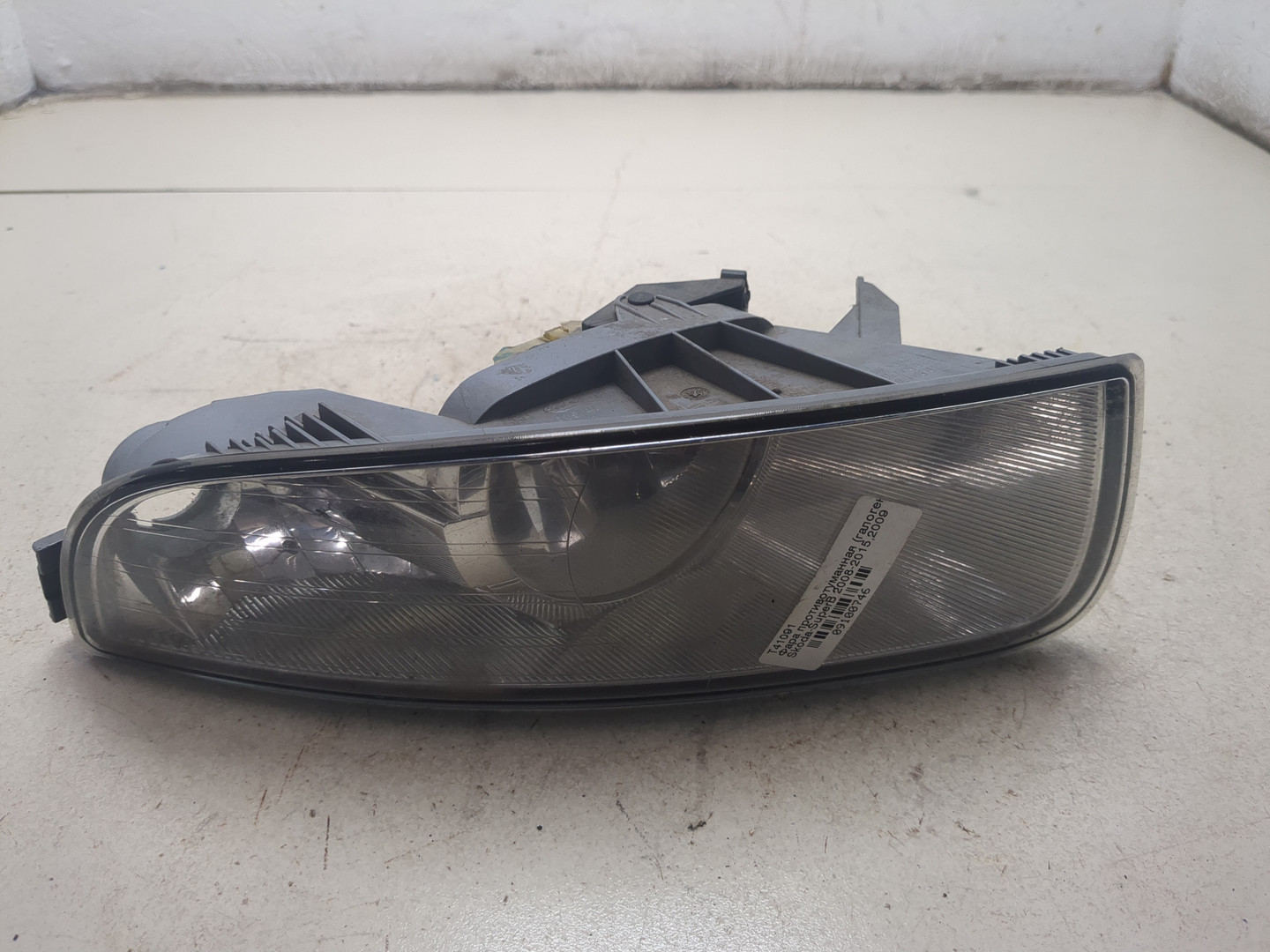 Фара противотуманная правая