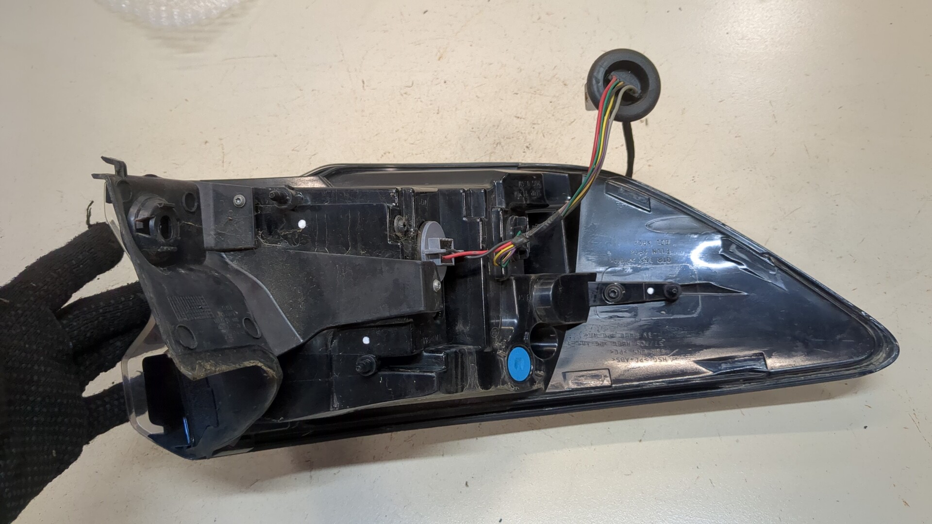 Фонарь задний правый