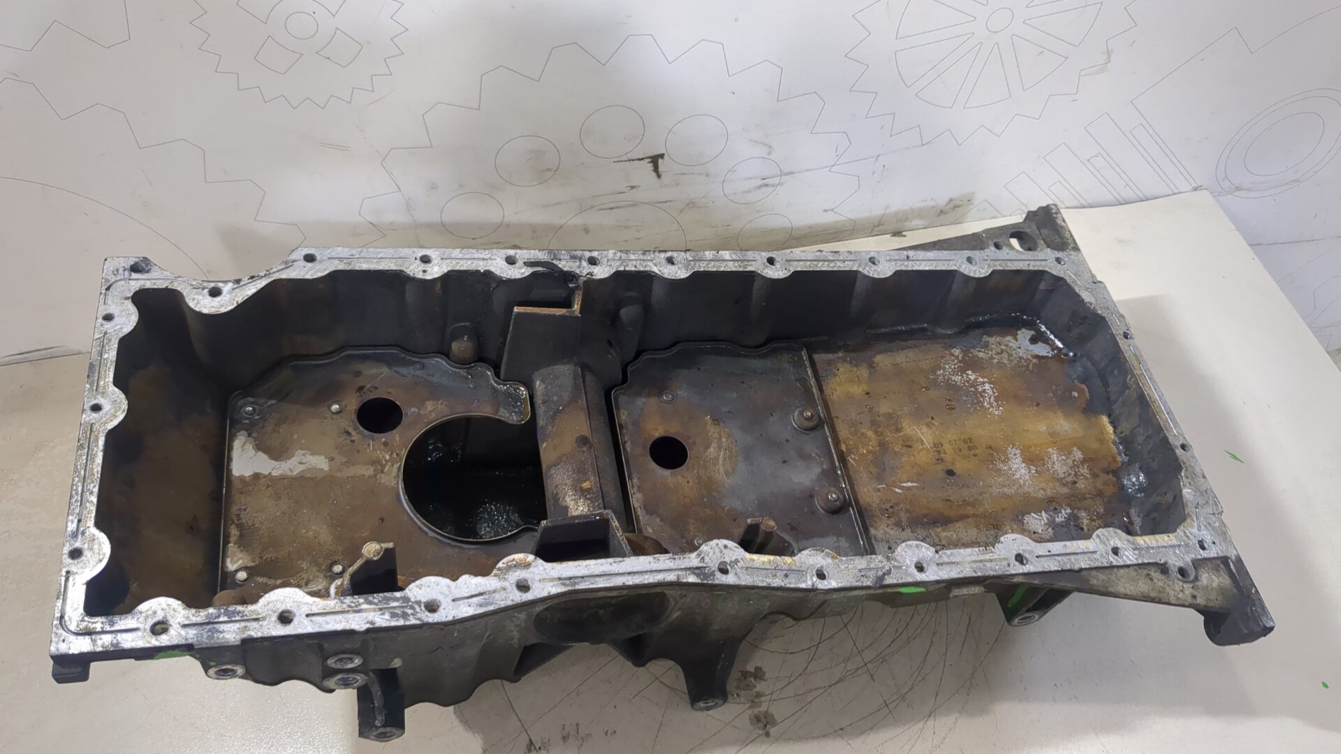 Поддон масляный двигателя (картер)