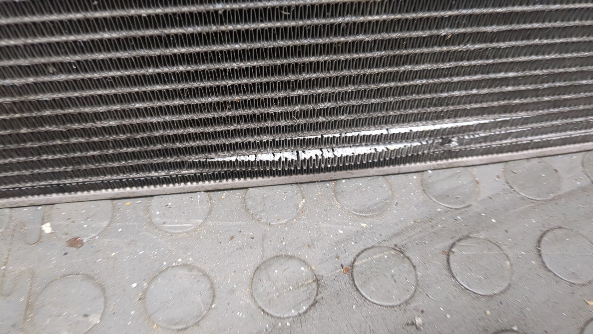 Радиатор кондиционера / конденсер