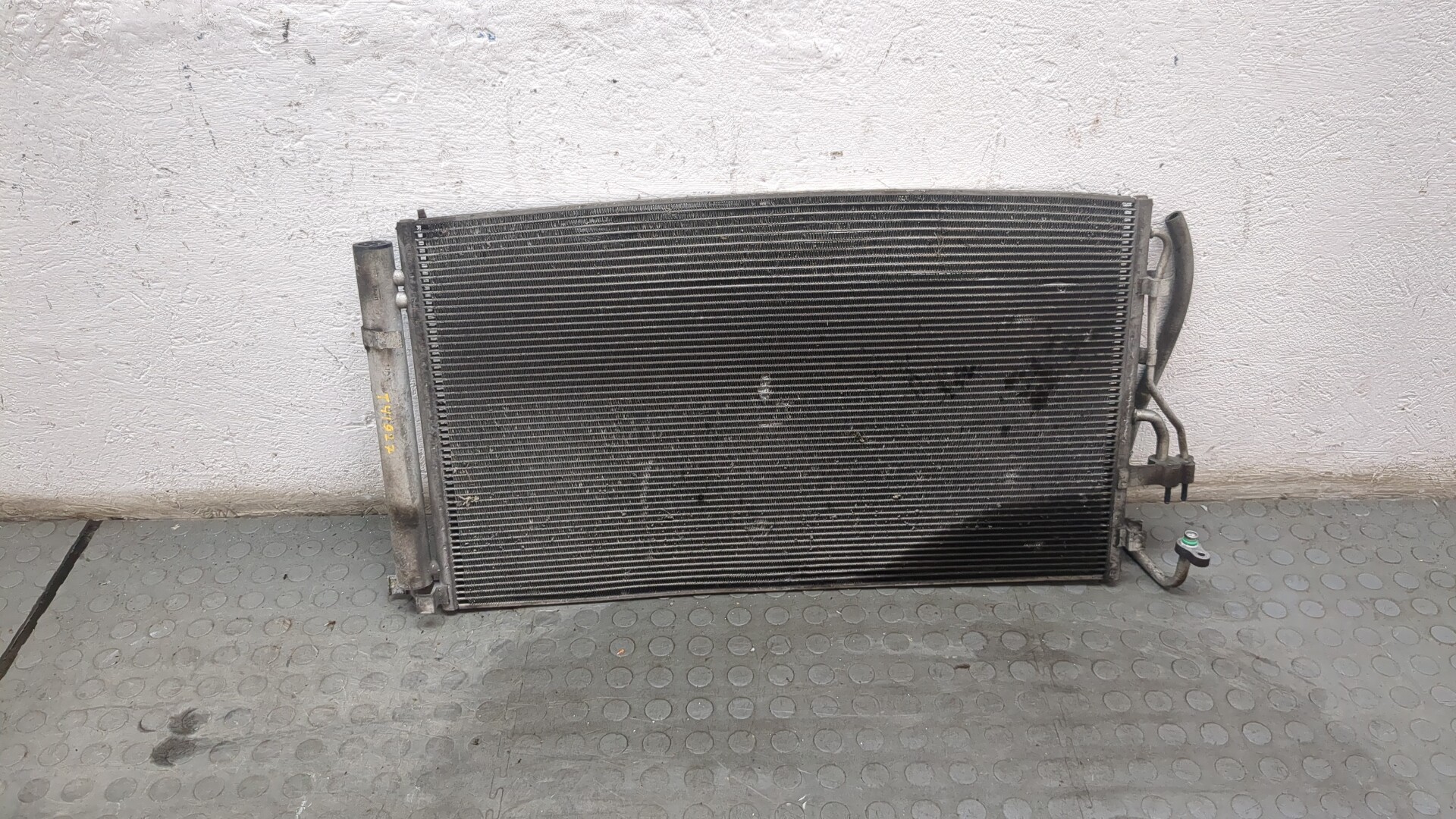 Радиатор кондиционера / конденсер