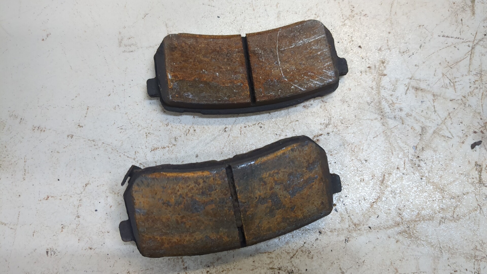 Колодки тормозные задние дисковые к-т