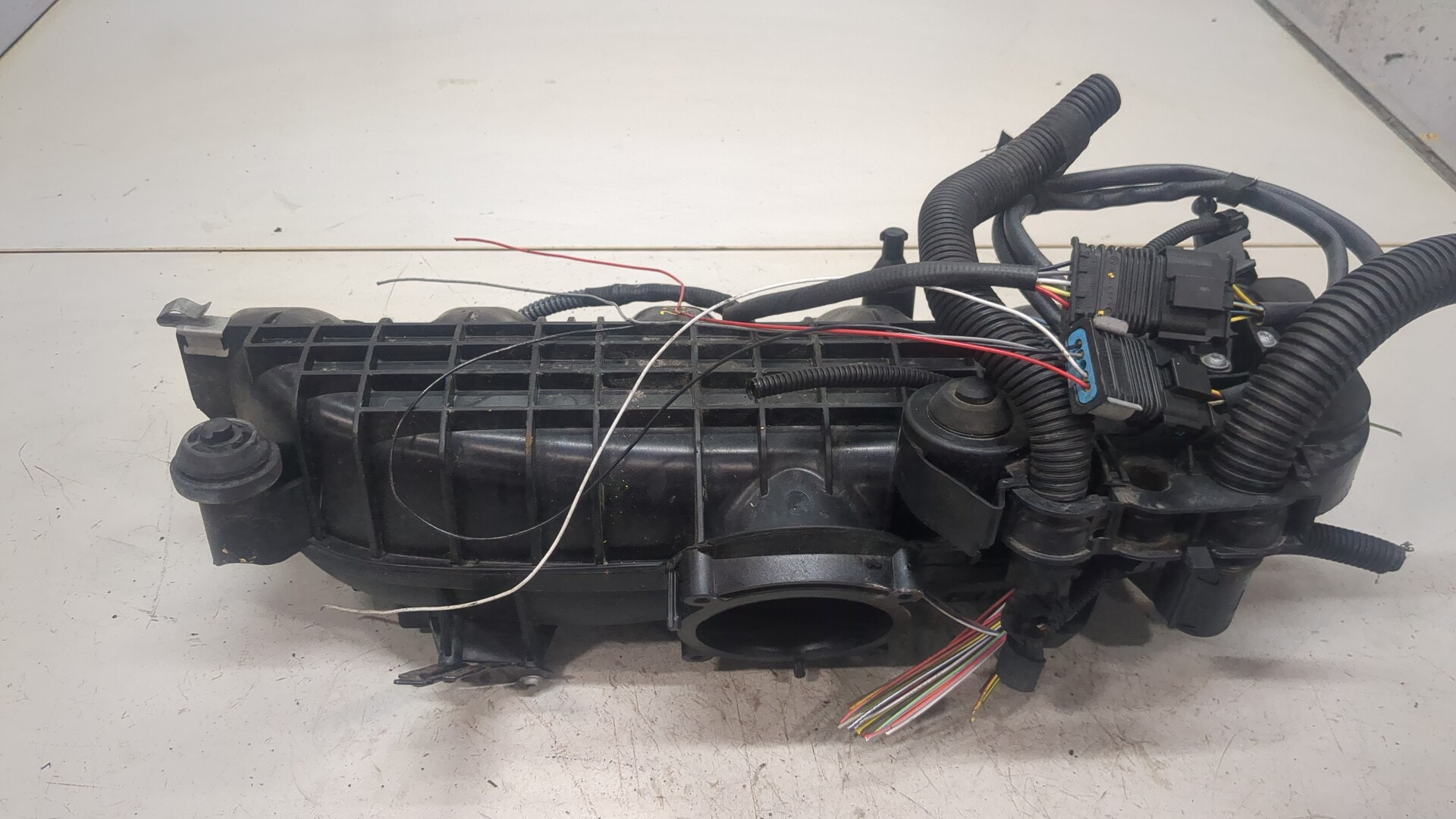 Коллектор впускной