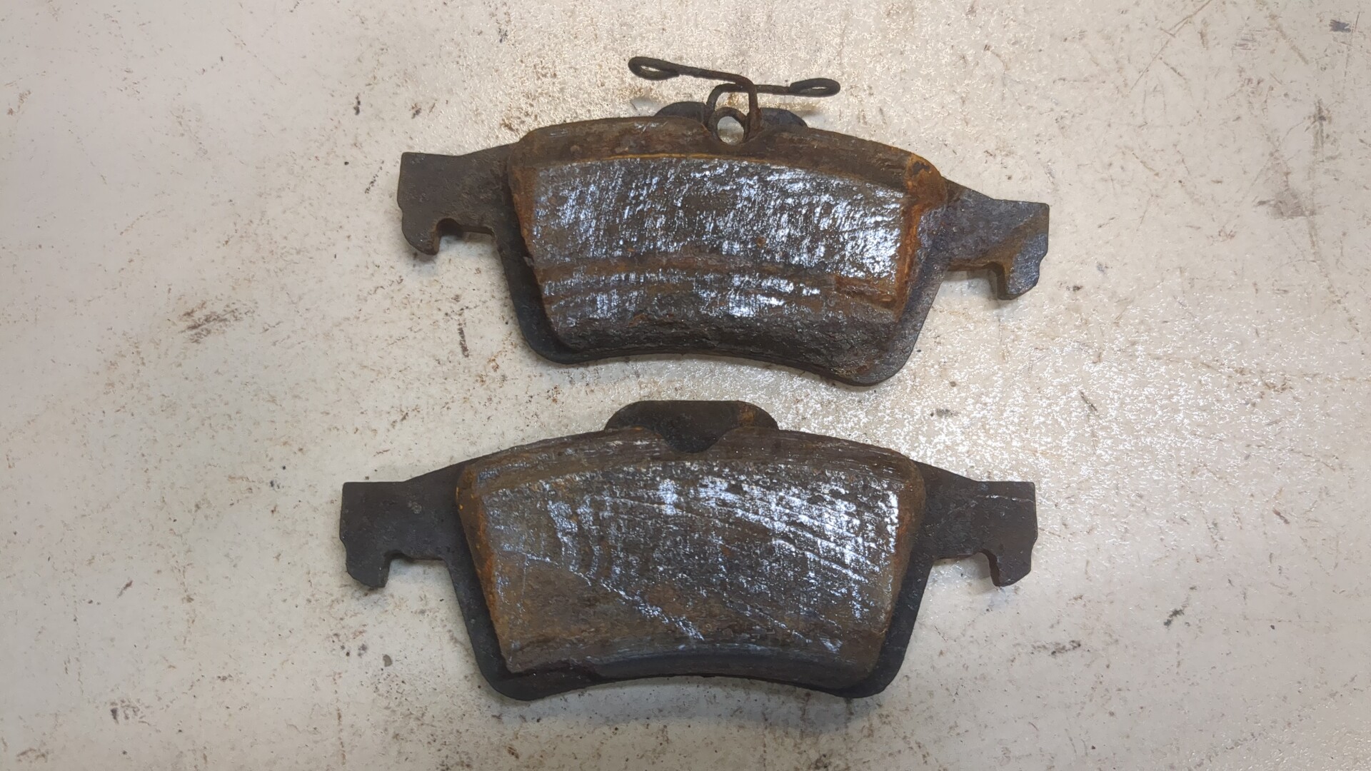 Колодки тормозные задние дисковые к-т