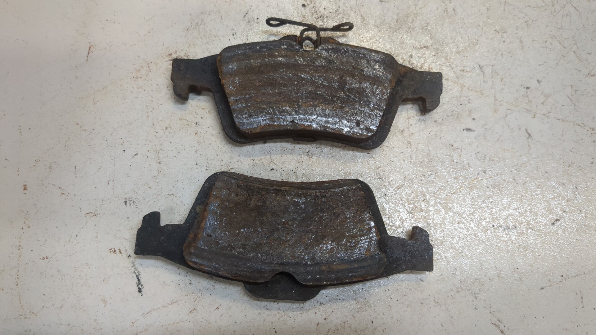 Колодки тормозные задние дисковые к-т