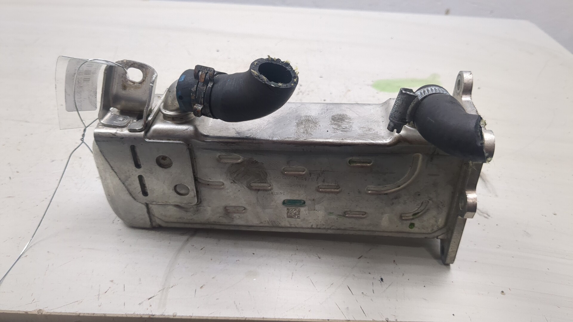 Тройник вентиляции картерных газов