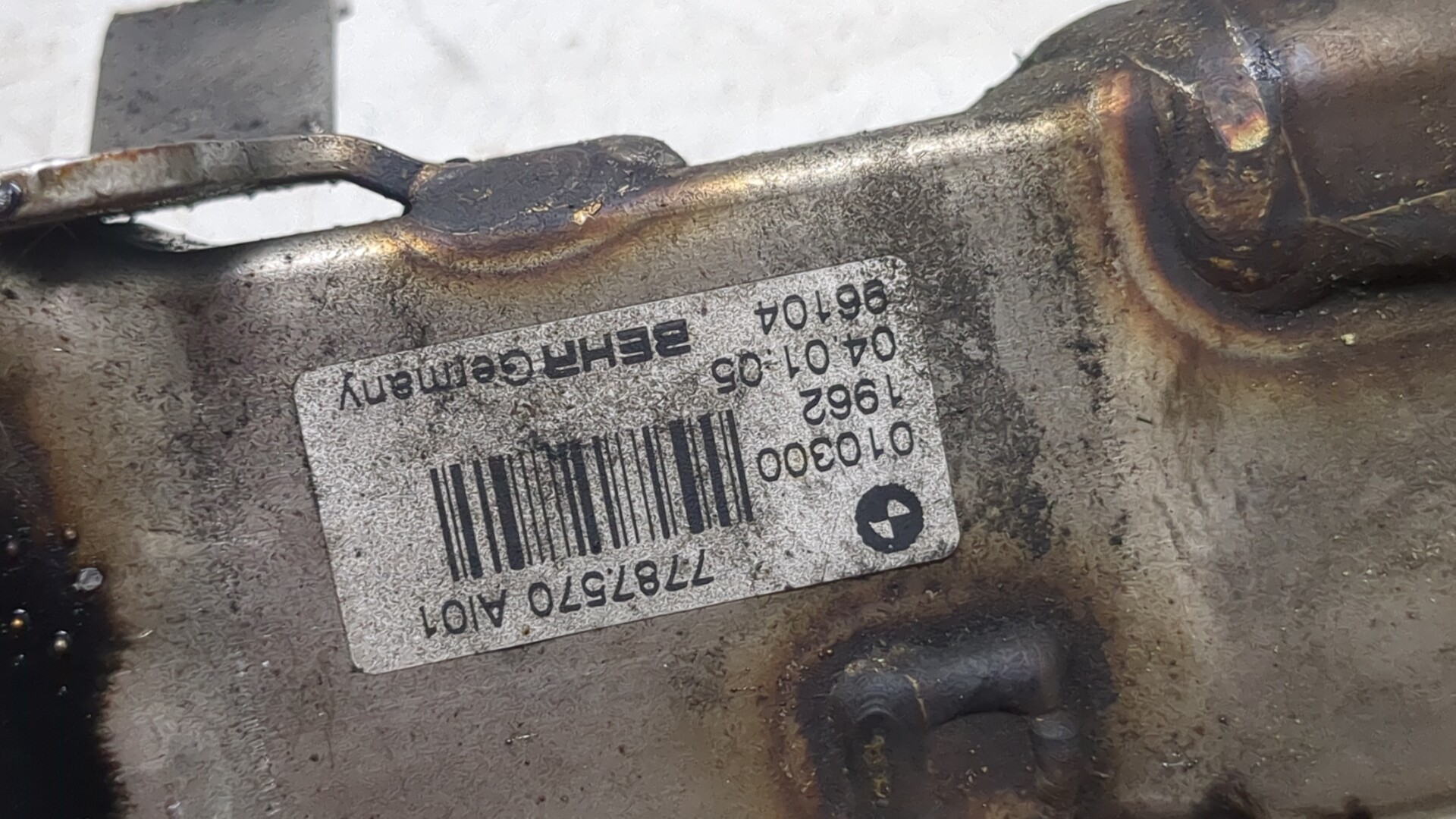 Тройник вентиляции картерных газов