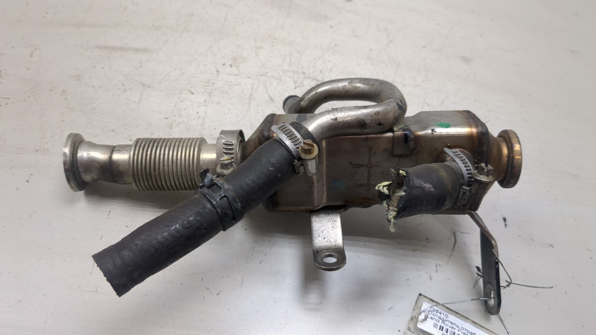 Тройник вентиляции картерных газов