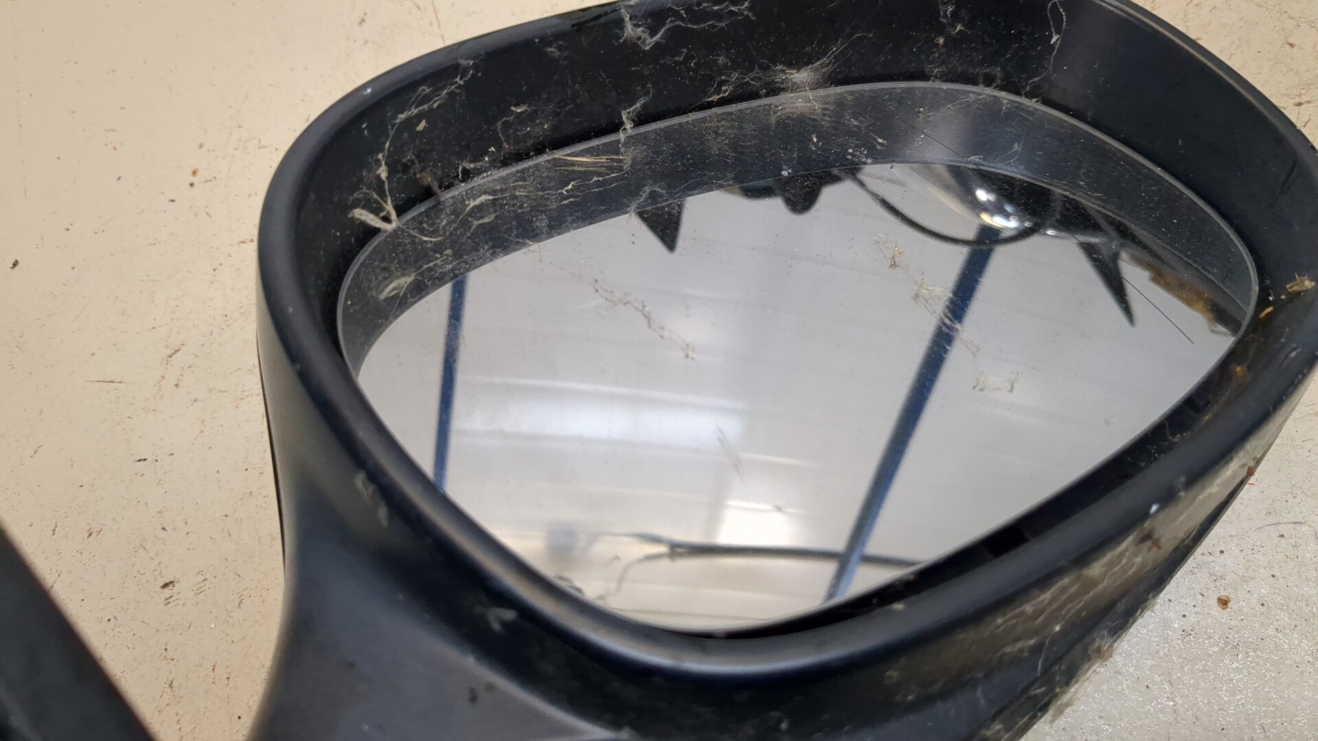 Зеркало правое электрическое