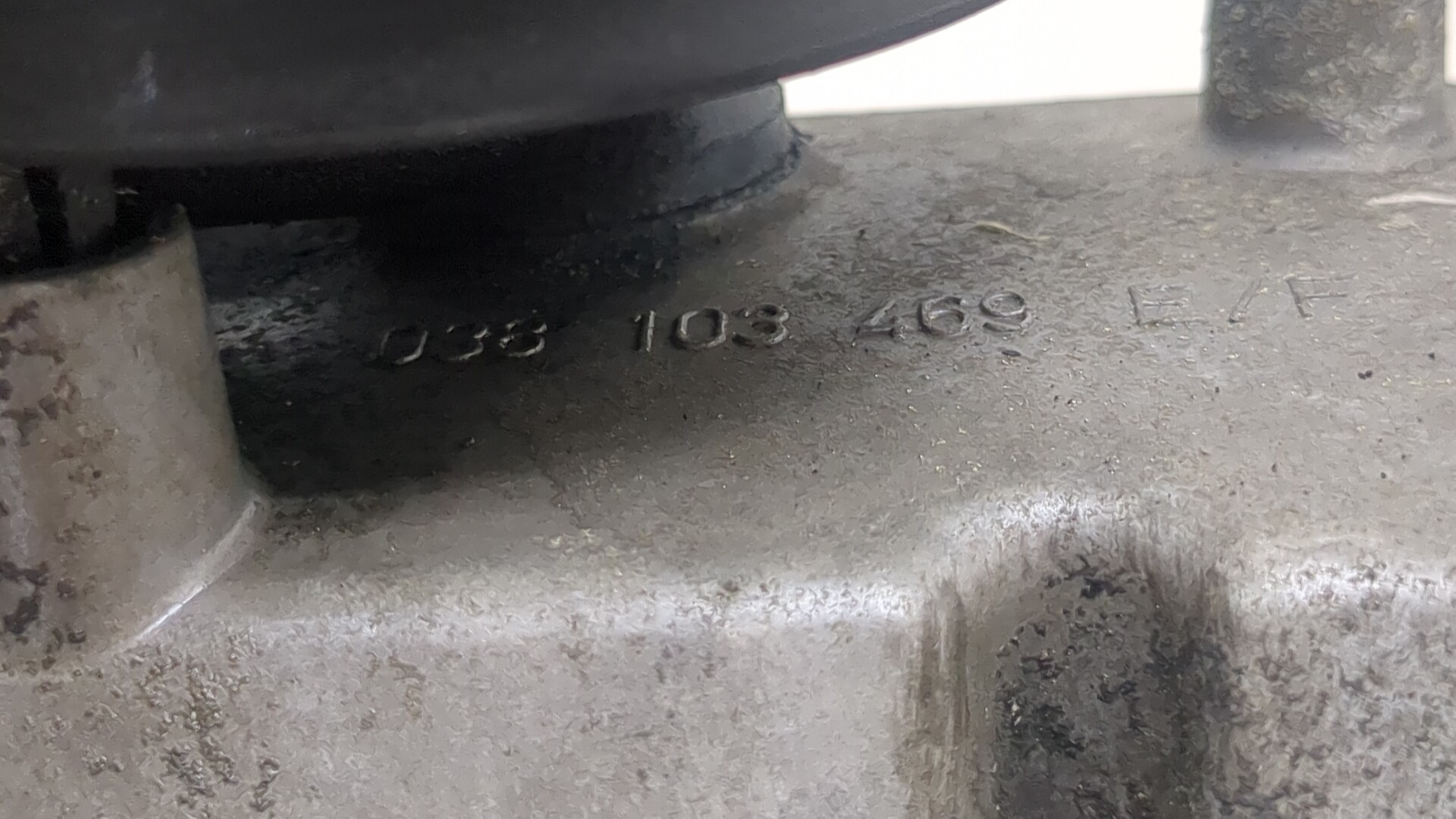 Крышка клапанная ГБЦ