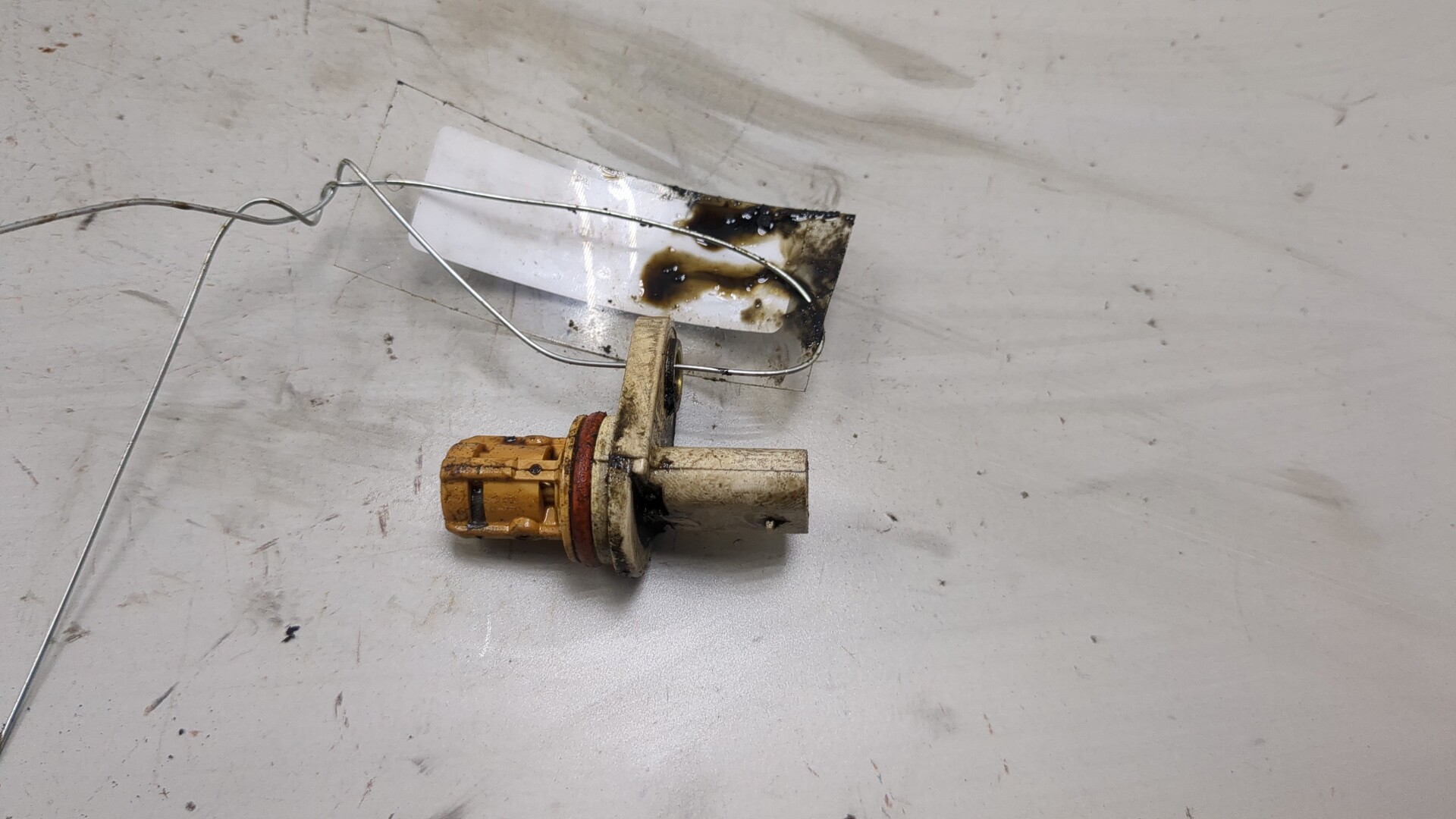 Датчик положения распредвала