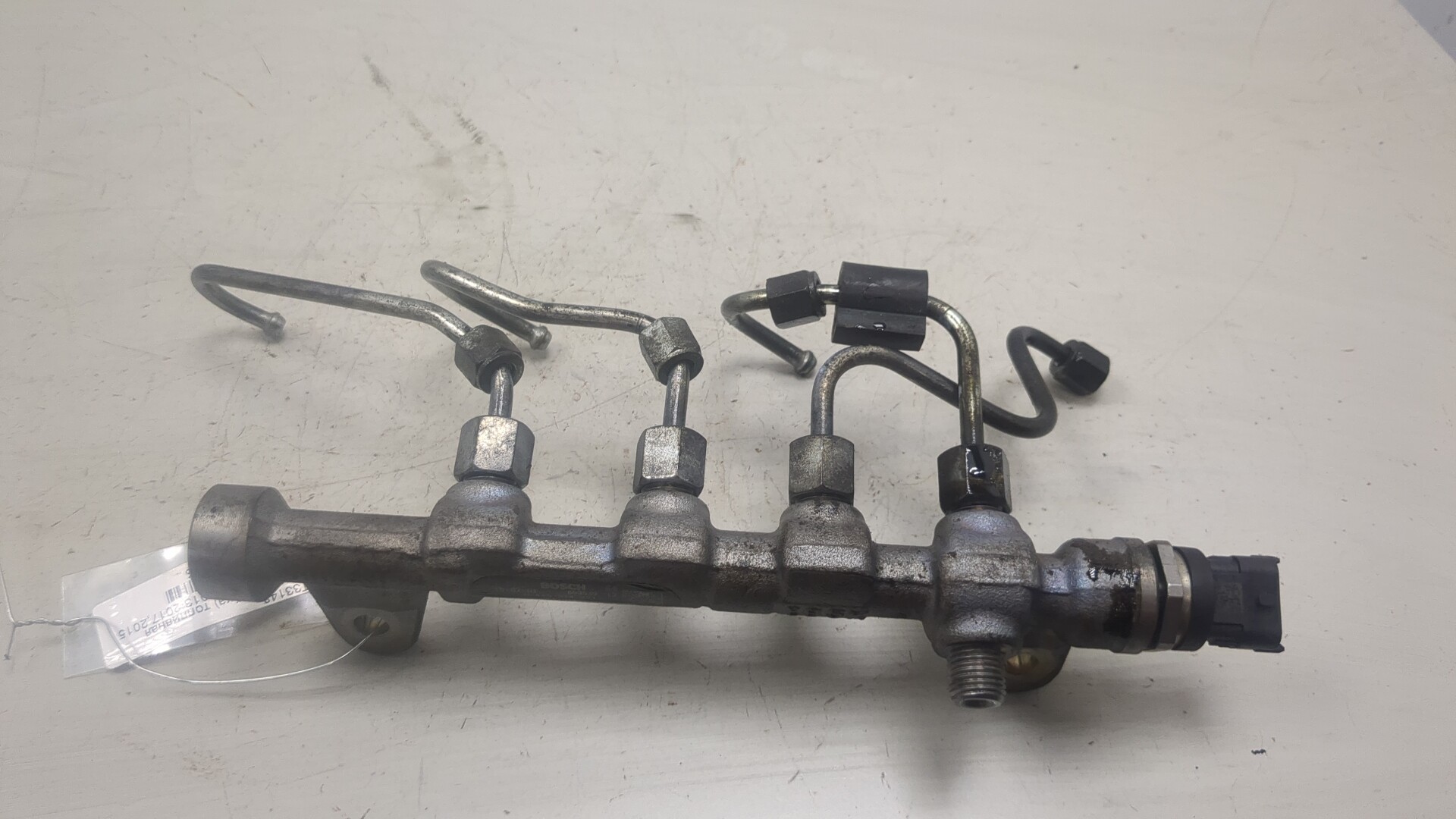 Рейка топливная (рампа)