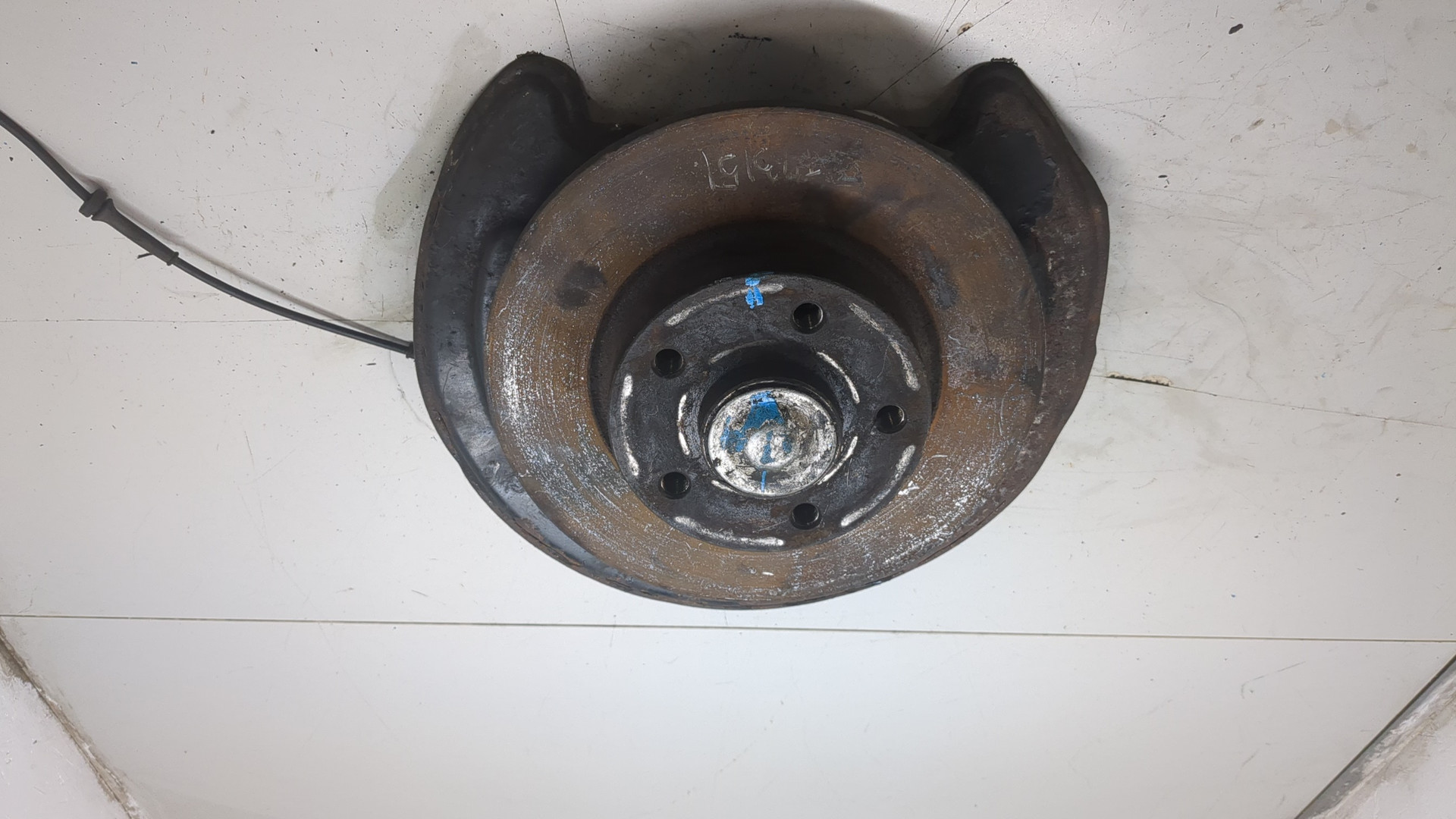 Кулак поворотный задний правый