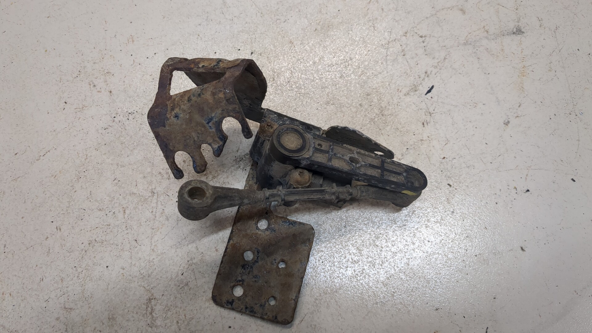 Датчик регулировки дорож. просвета