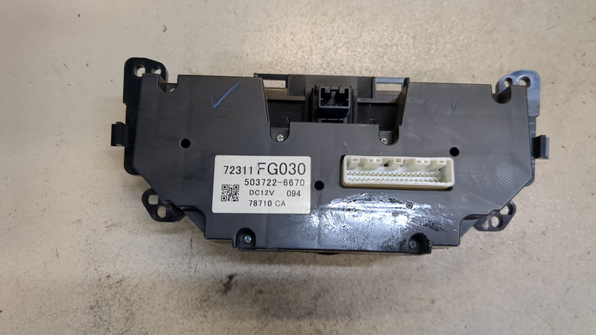 Переключатель отопителя для Impreza (G12) 2007-2011