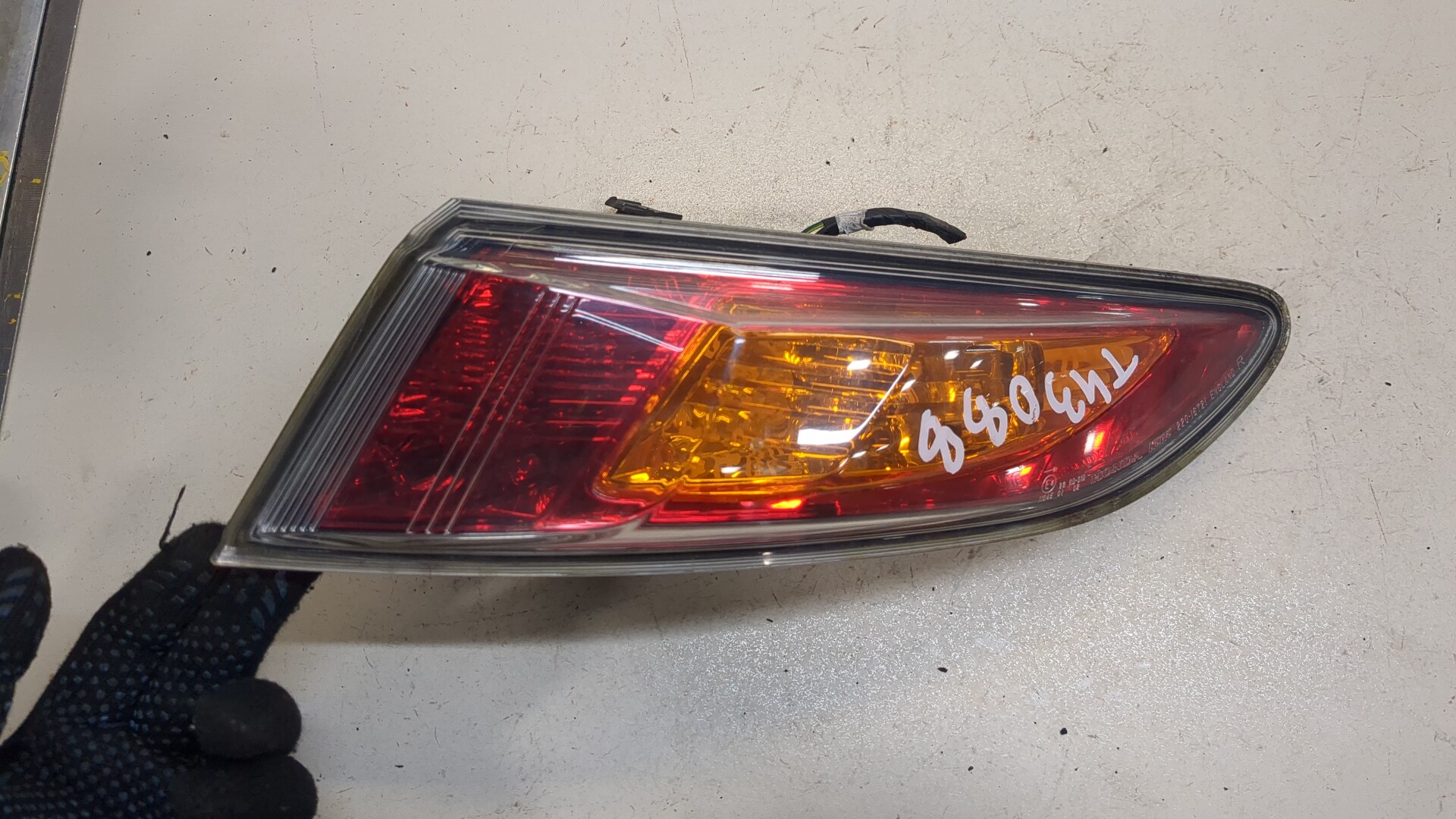 Фонарь задний правый