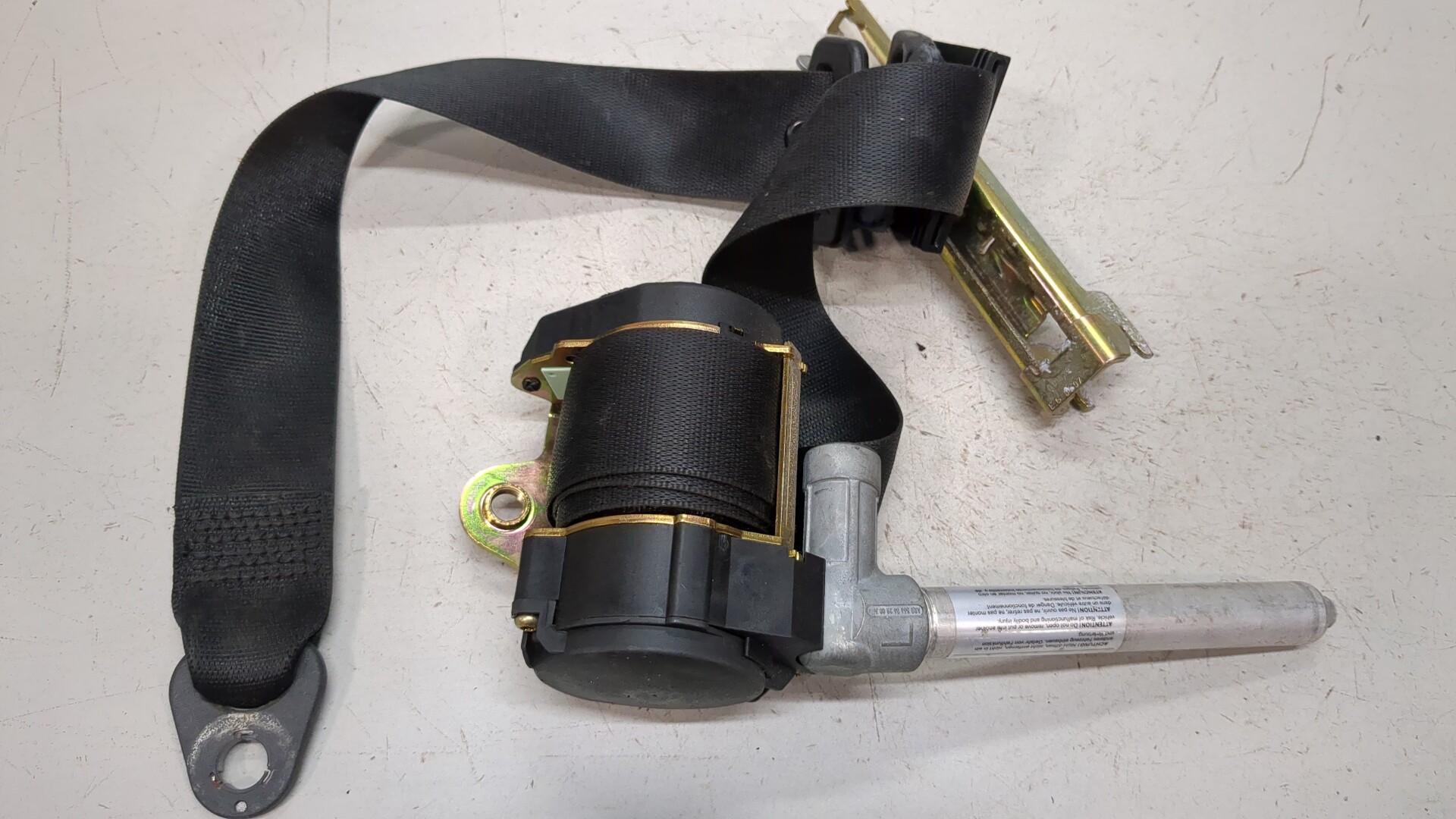 Ремень безопасности