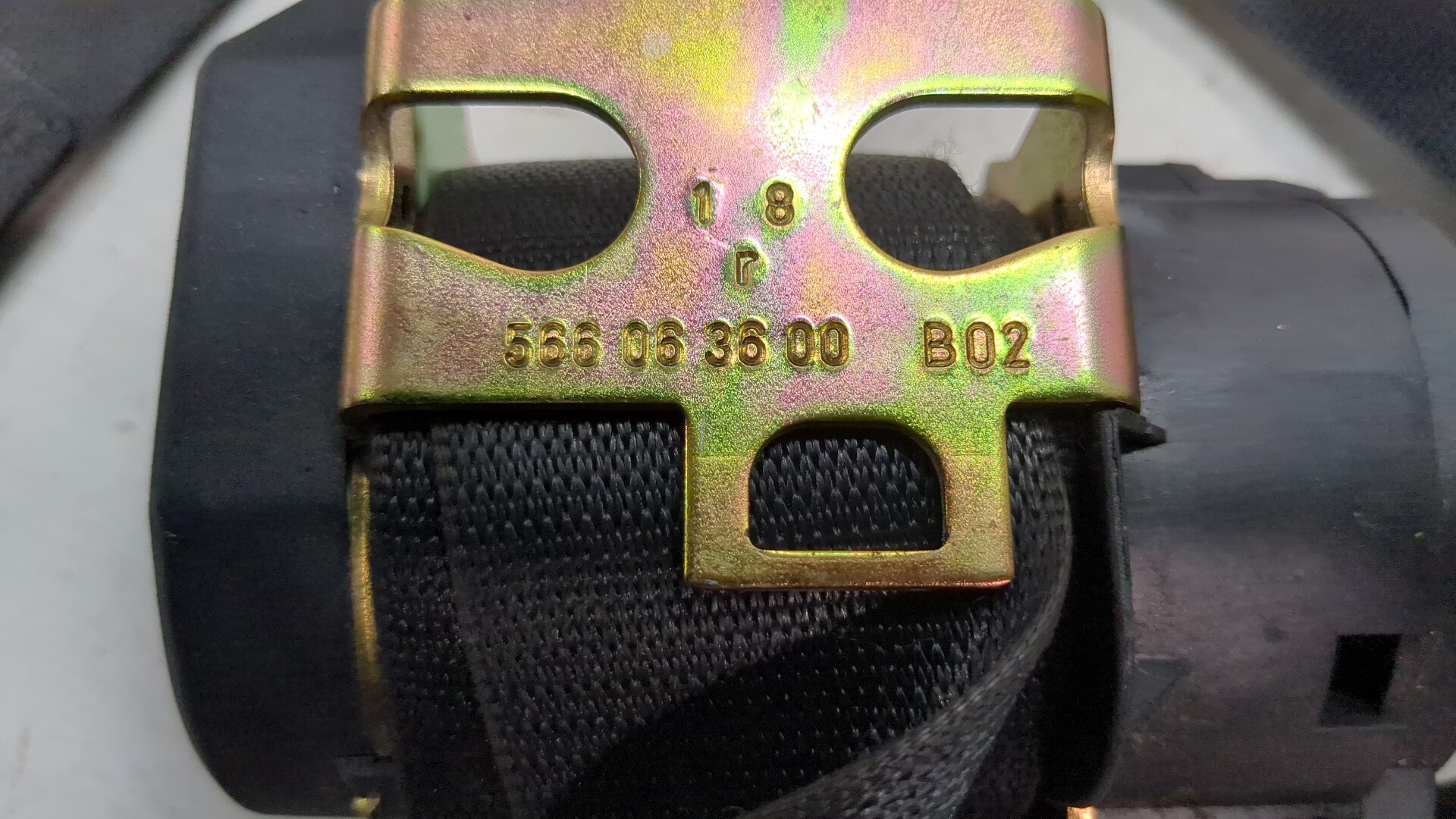 Ремень безопасности