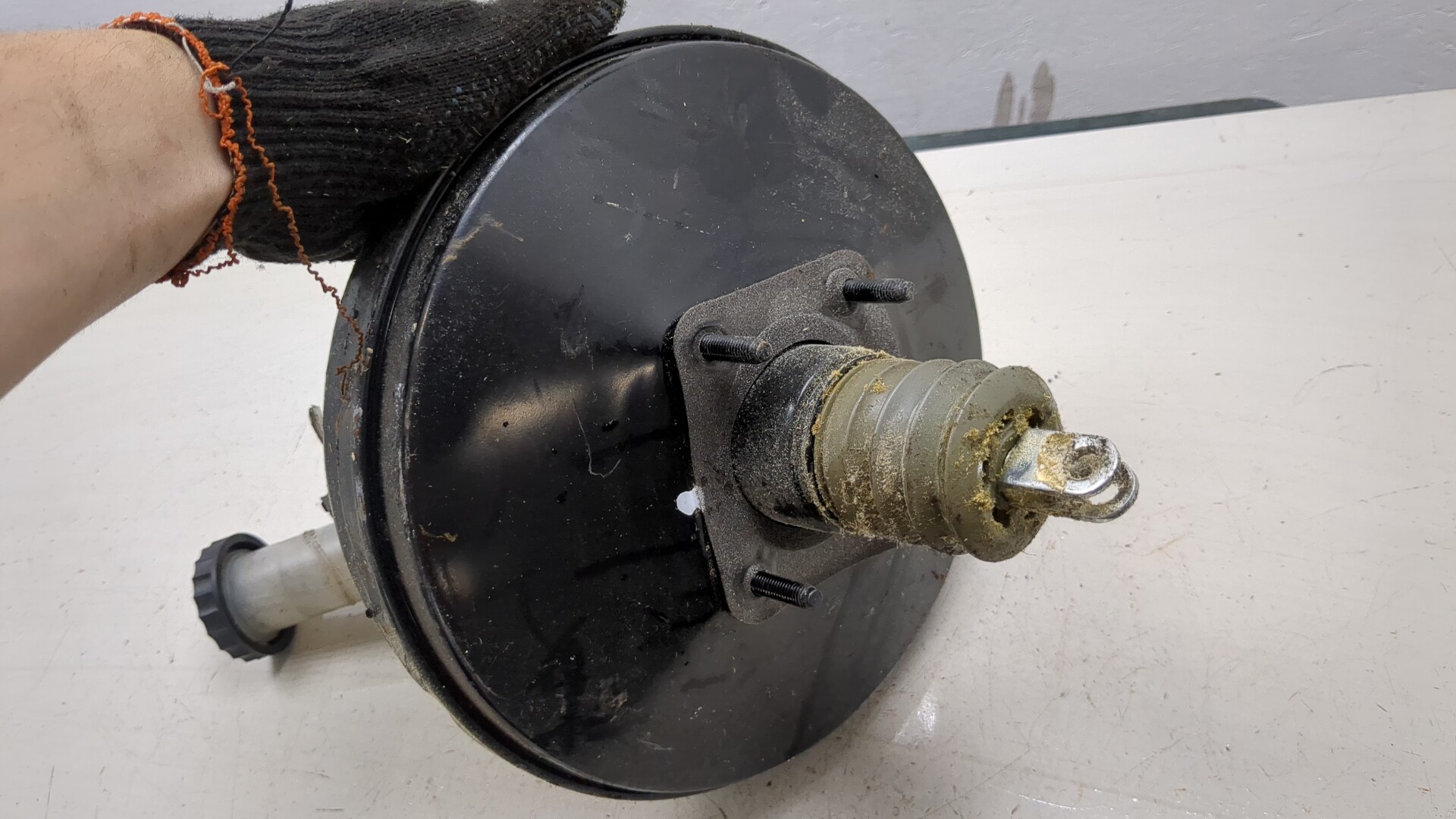 Цилиндр тормозной главный