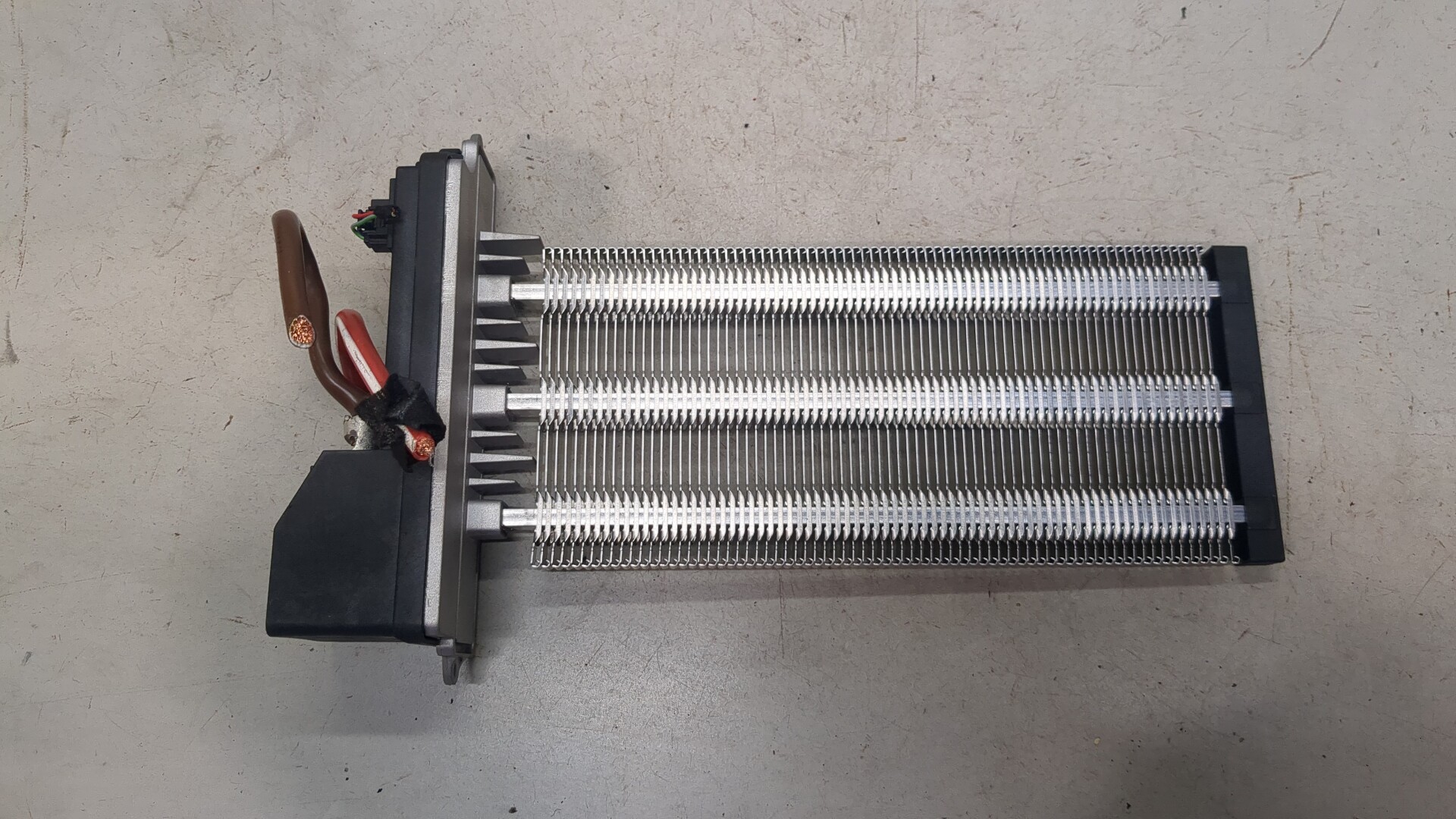 Радиатор отопителя электрический