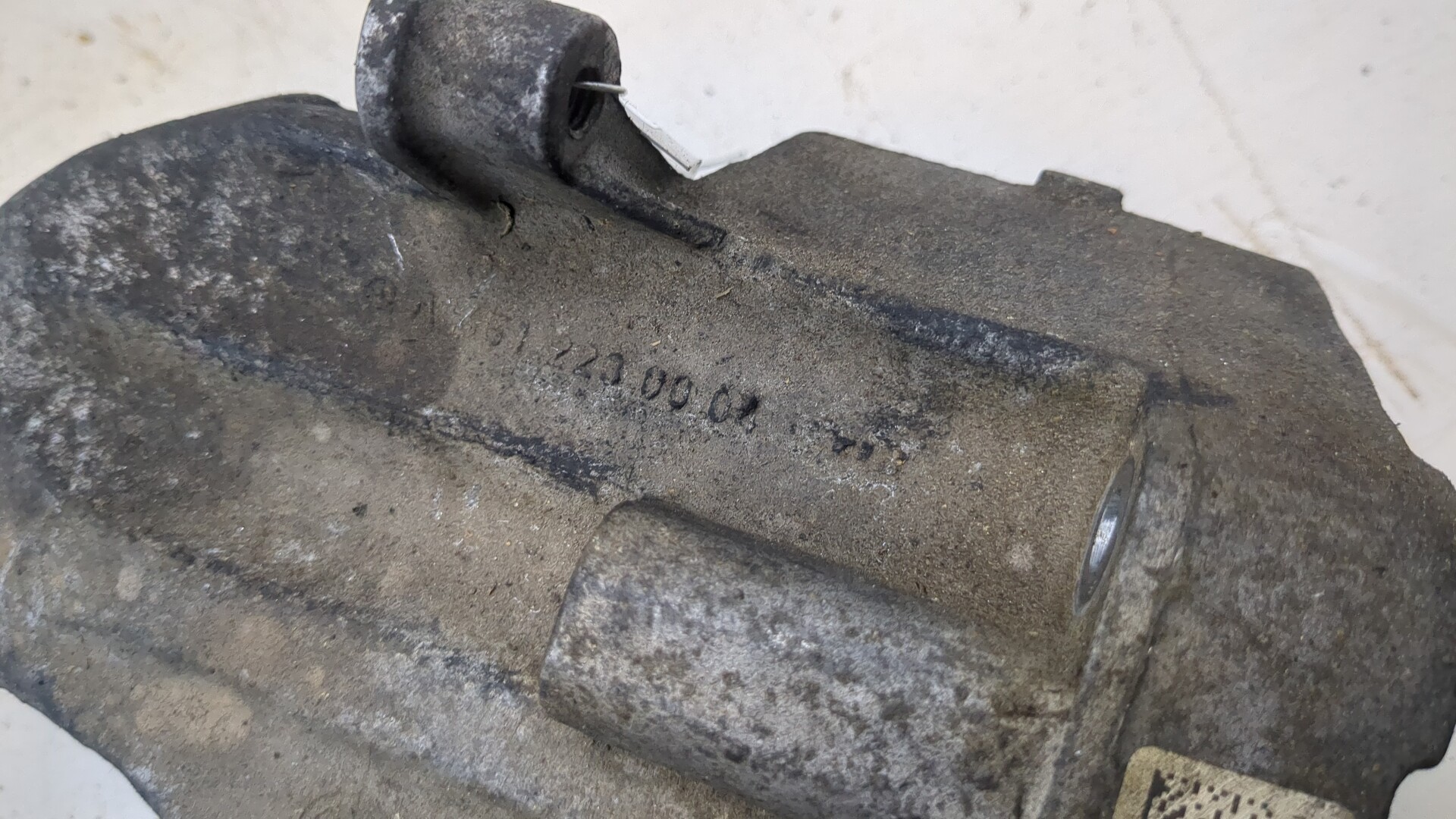 Кронштейн двигателя