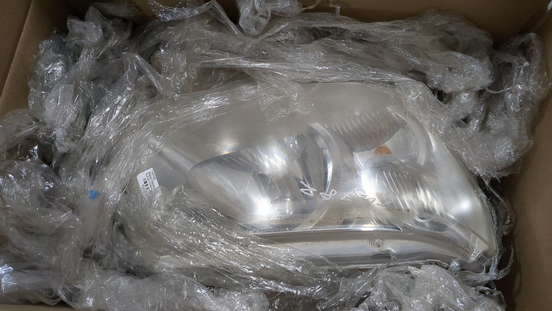 Фара правая