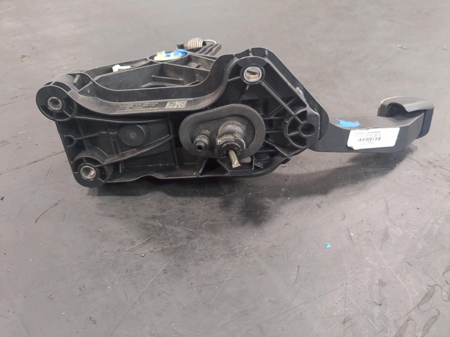 Педаль сцепления