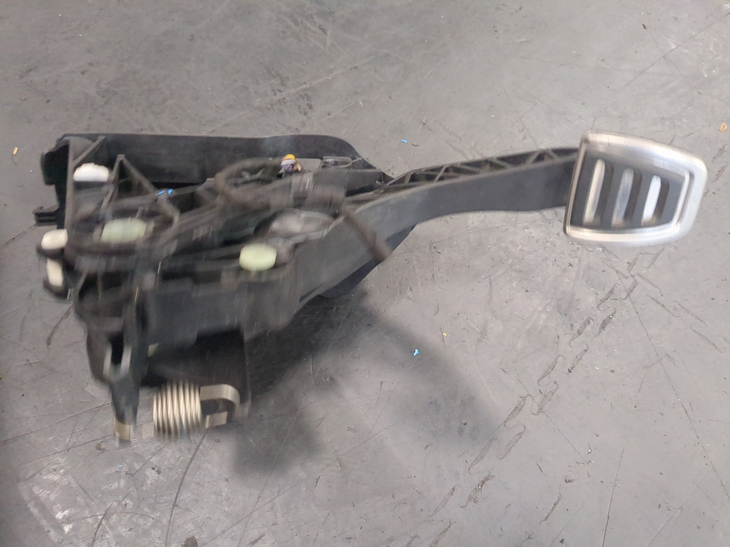 Педаль сцепления