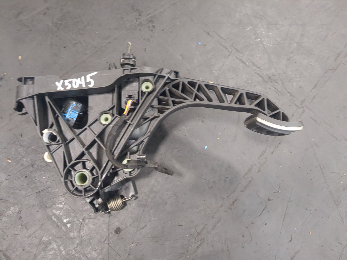 Педаль сцепления