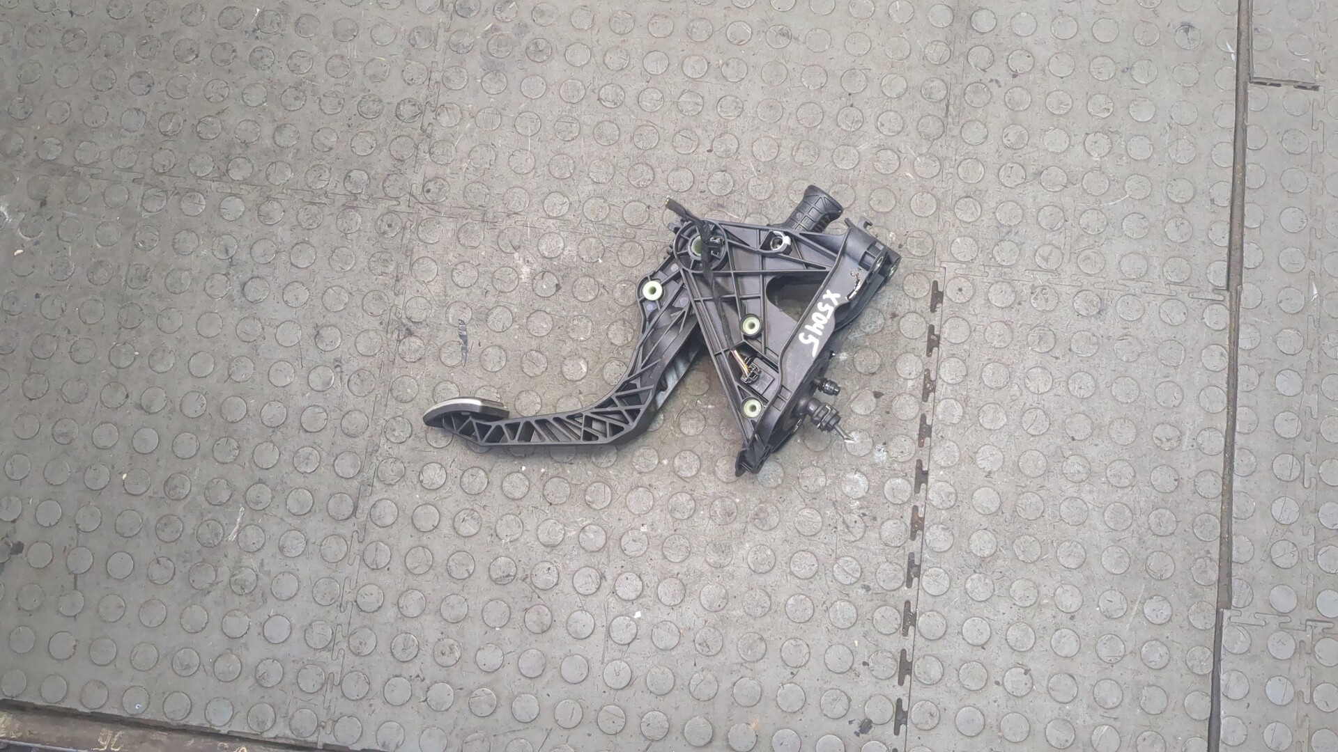 Педаль сцепления