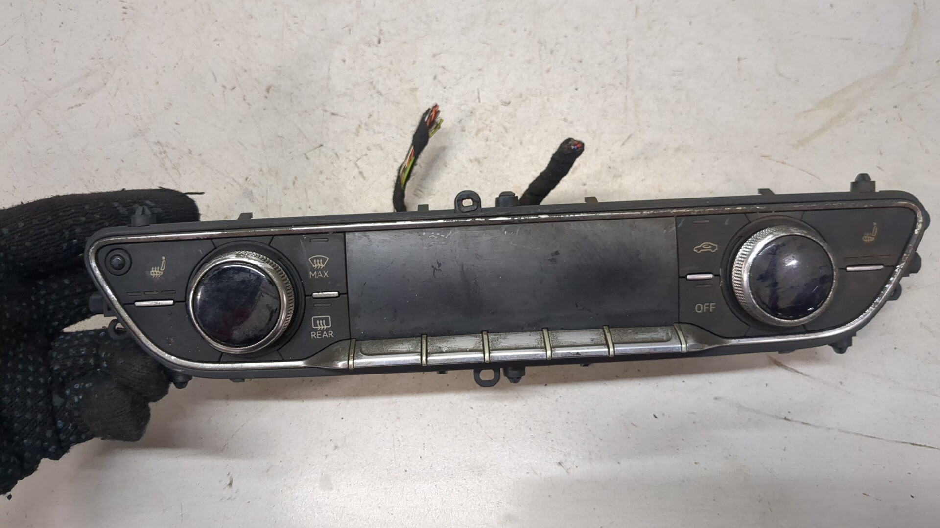 Переключатель отопителя