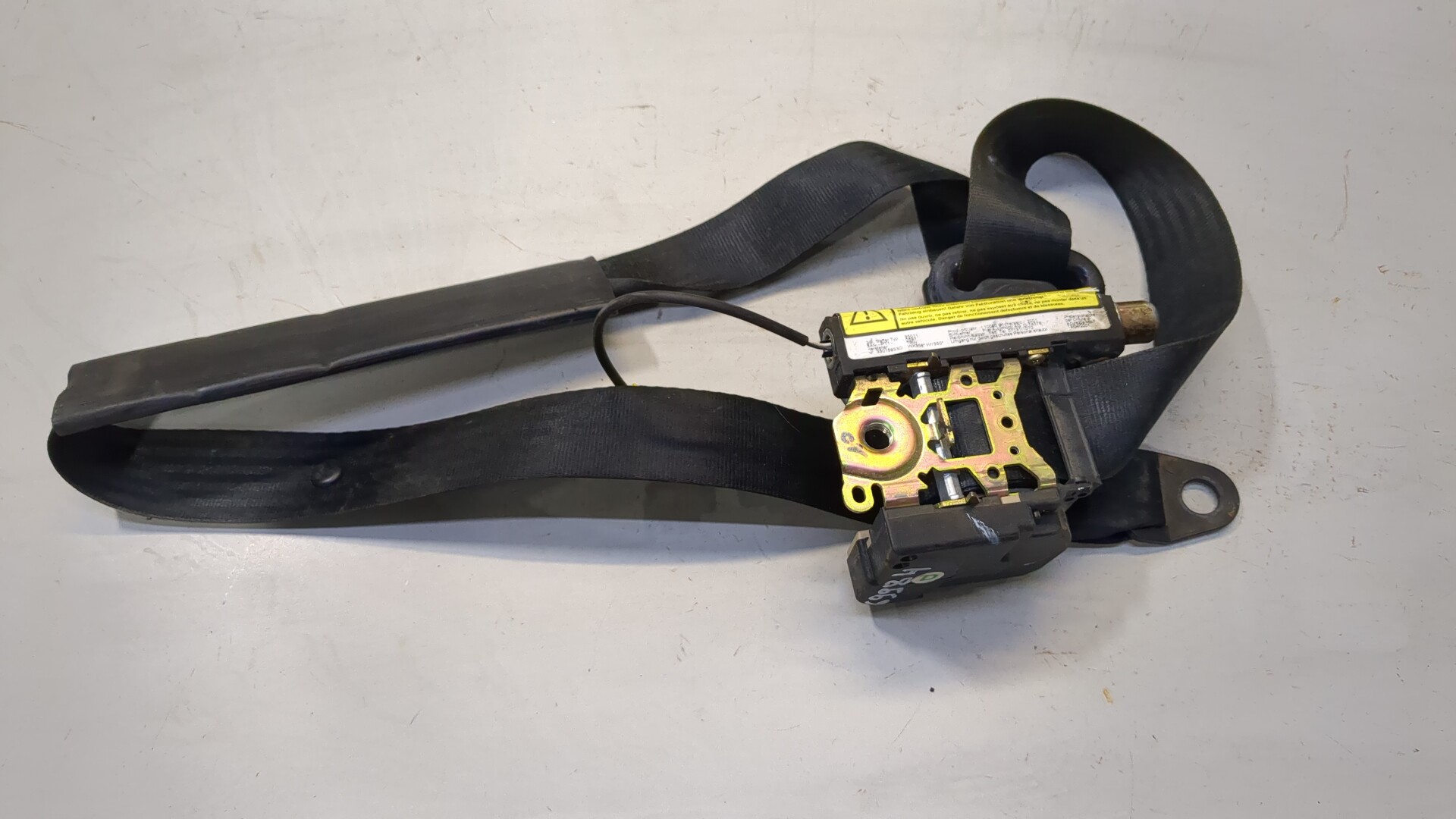 Ремень безопасности