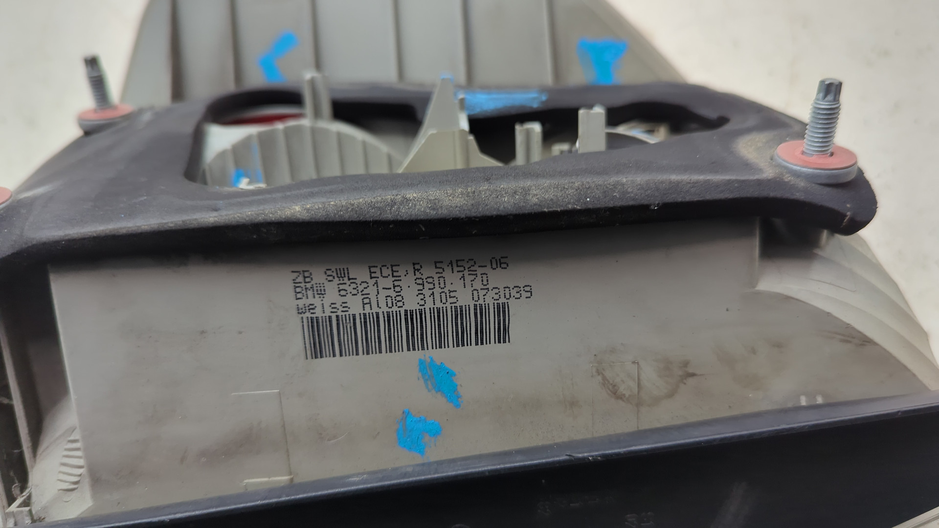 Фонарь задний правый