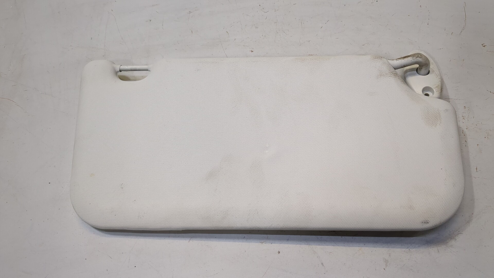 Козырек солнцезащитный