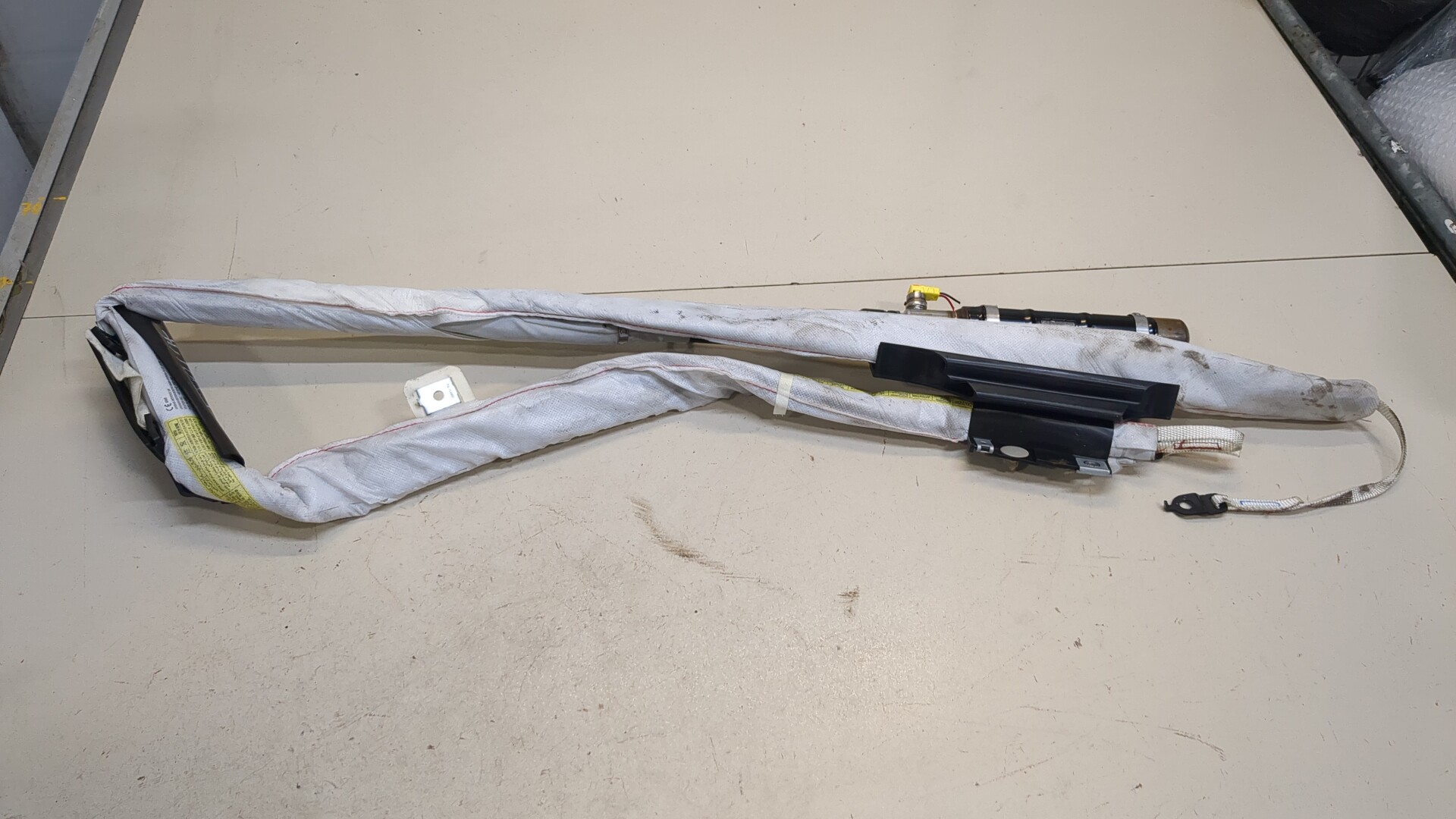 Подушка безопасности боковая (шторка)