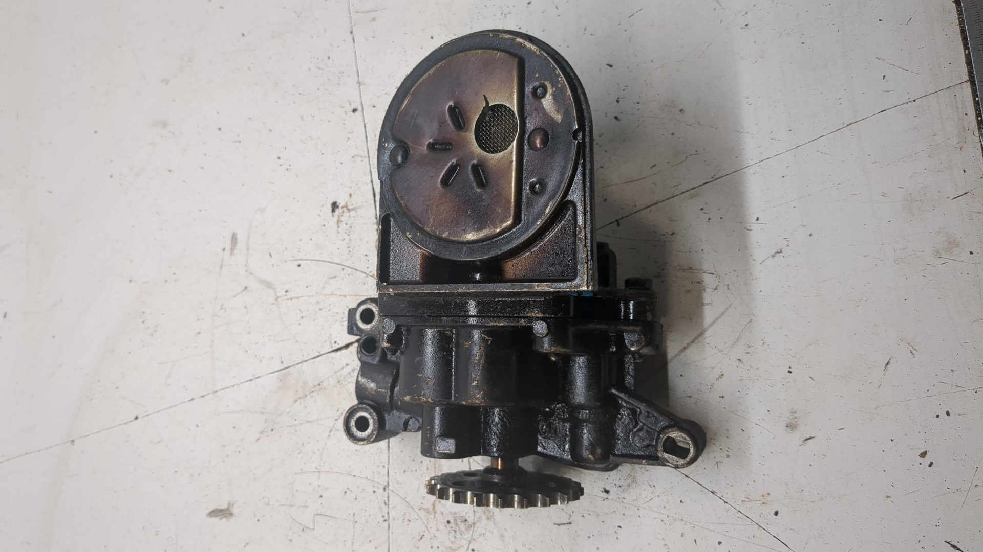 Насос масляный