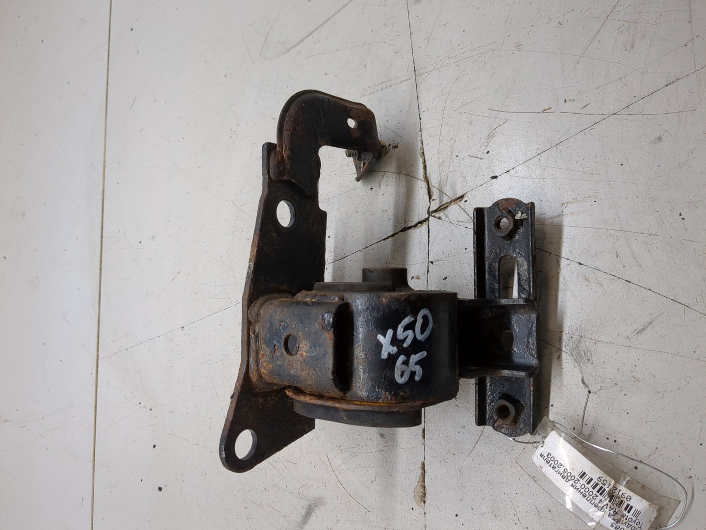 Опора двигателя