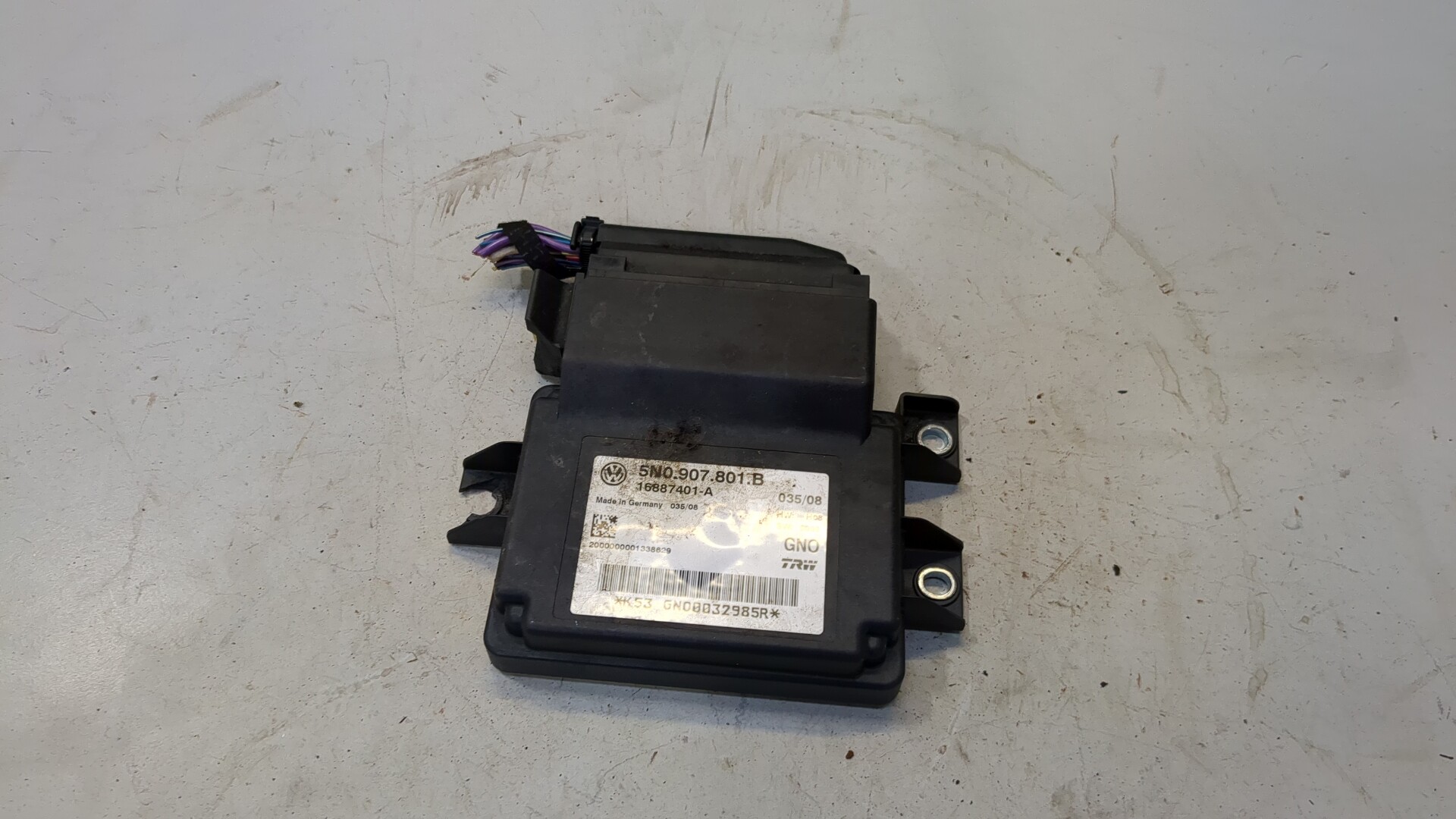 Блок управления парковочным тормозом