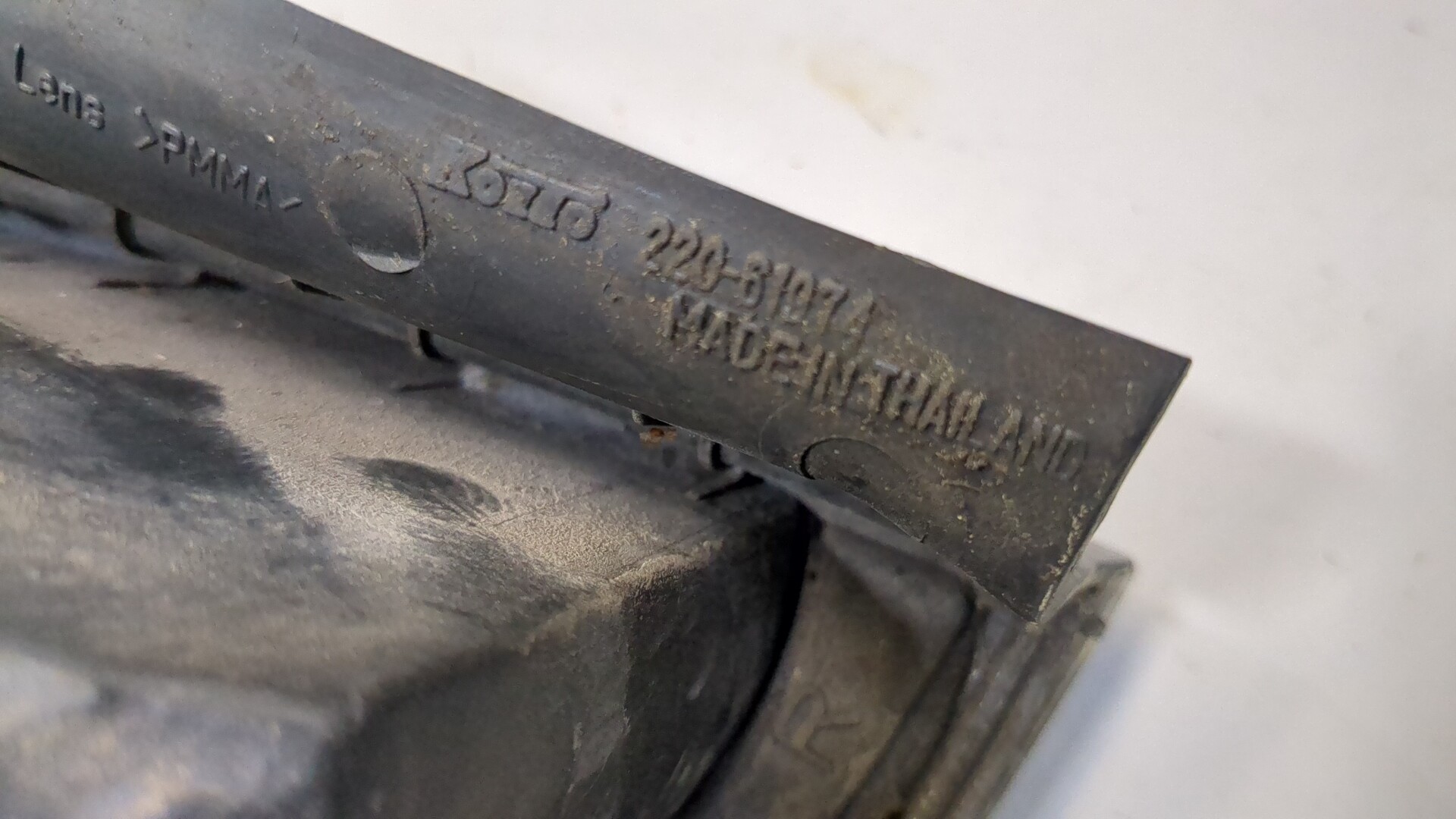 Фонарь задний правый