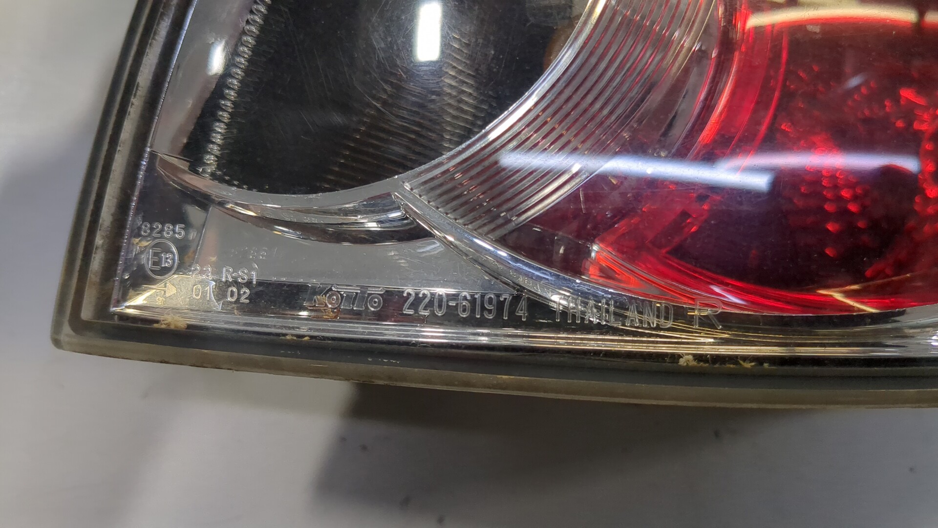 Фонарь задний правый