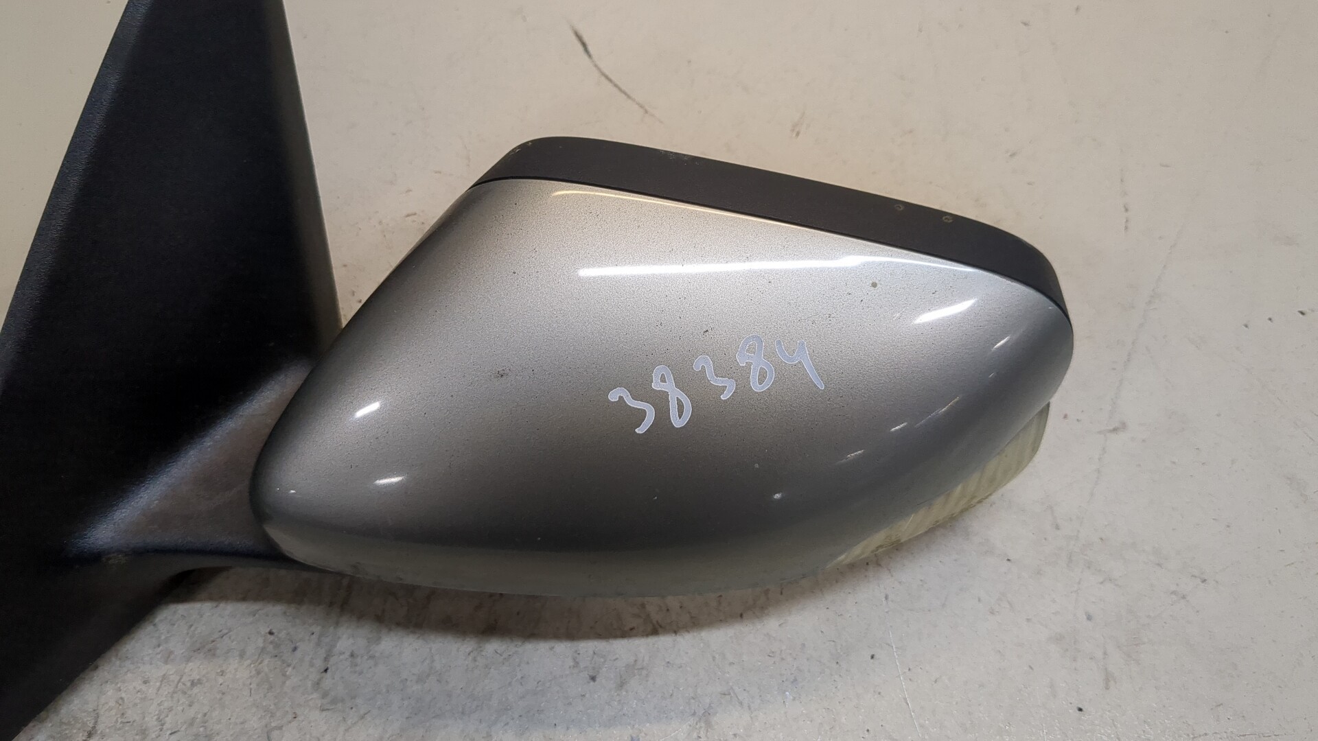 Зеркало левое электрическое