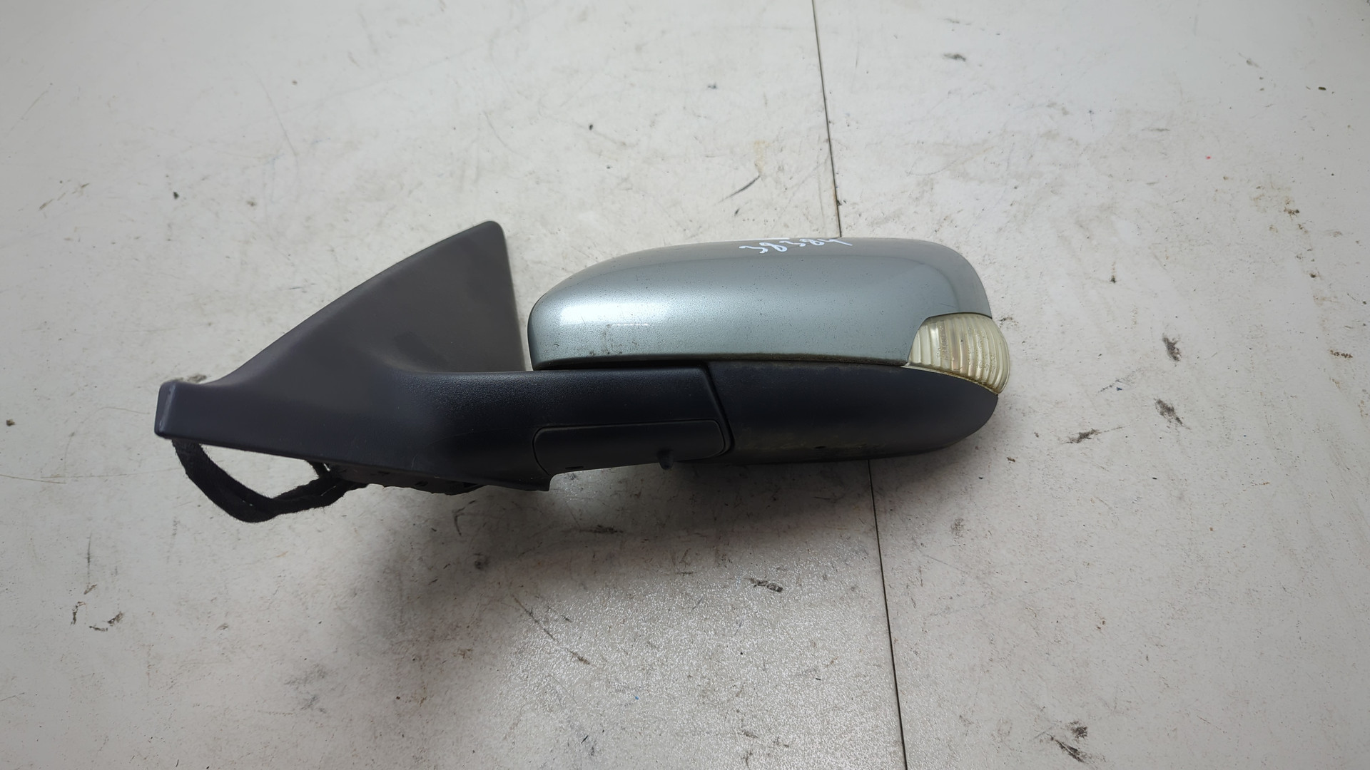 Зеркало левое электрическое