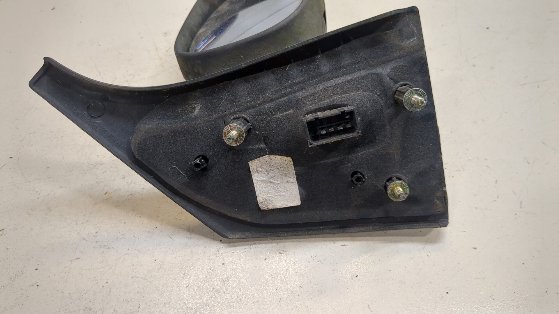 Зеркало правое электрическое