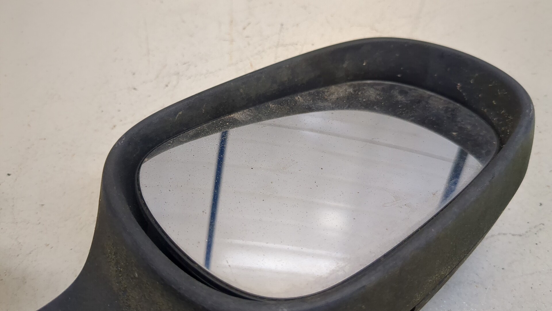 Зеркало правое электрическое