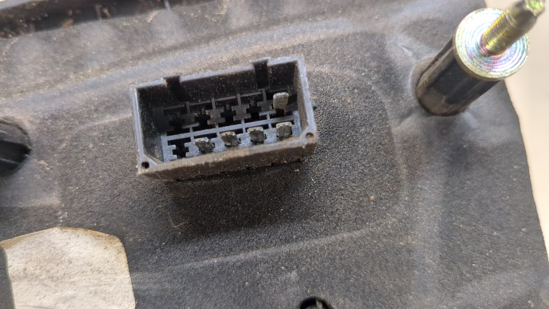 Зеркало правое электрическое