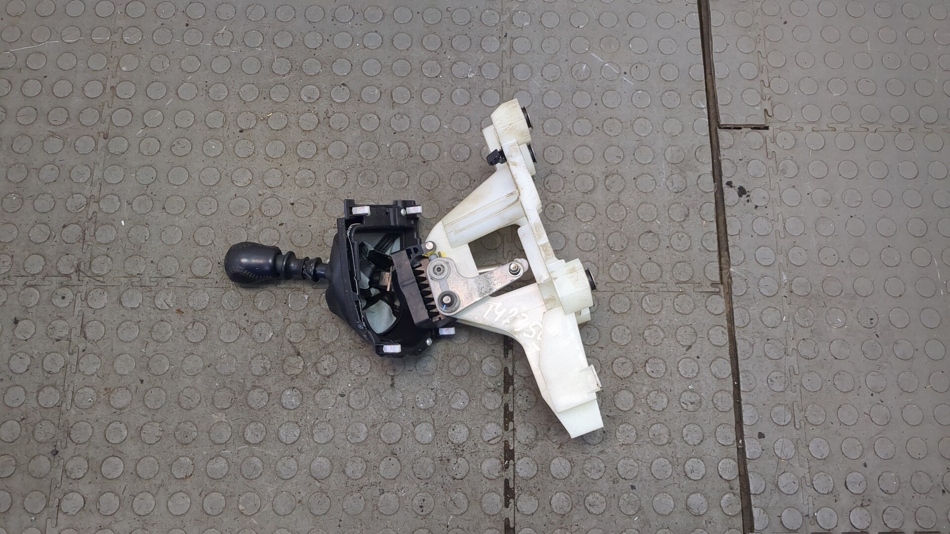 Кулиса МКПП / АКПП