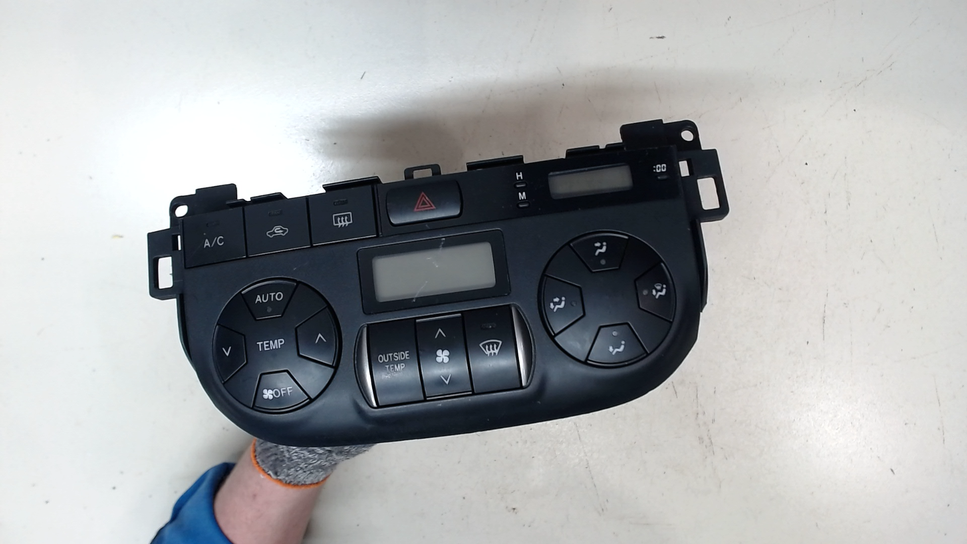 Переключатель отопителя