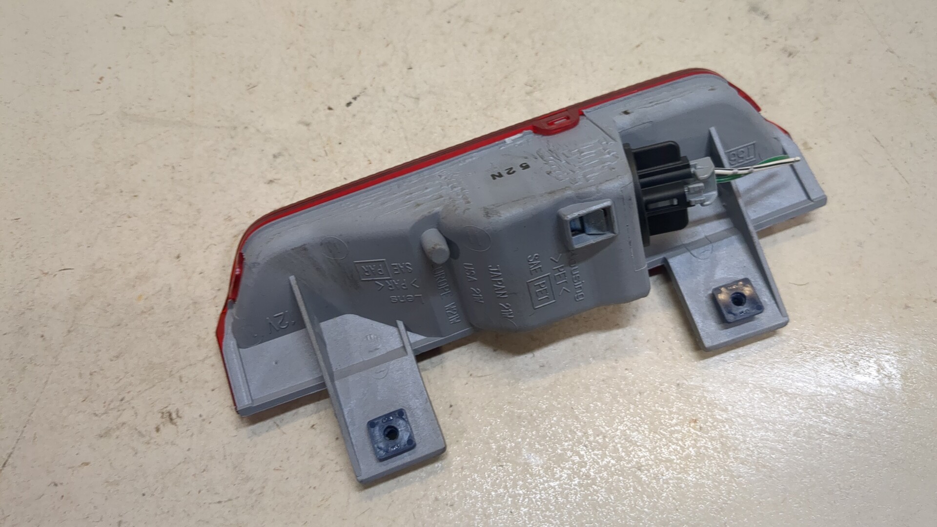 Фонарь задний (стоп сигнал)