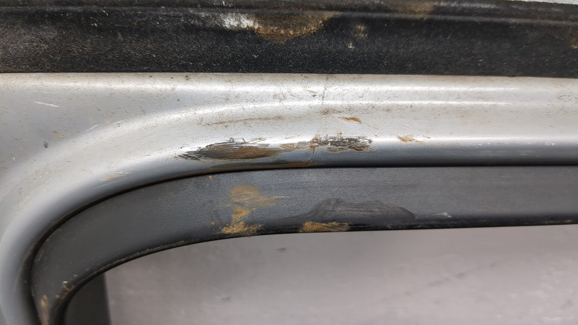 Дверь задняя правая